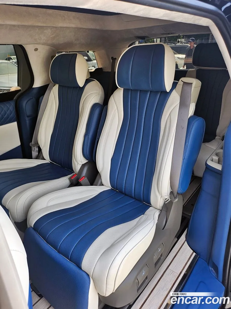 Kia Carnival 2021 — 7