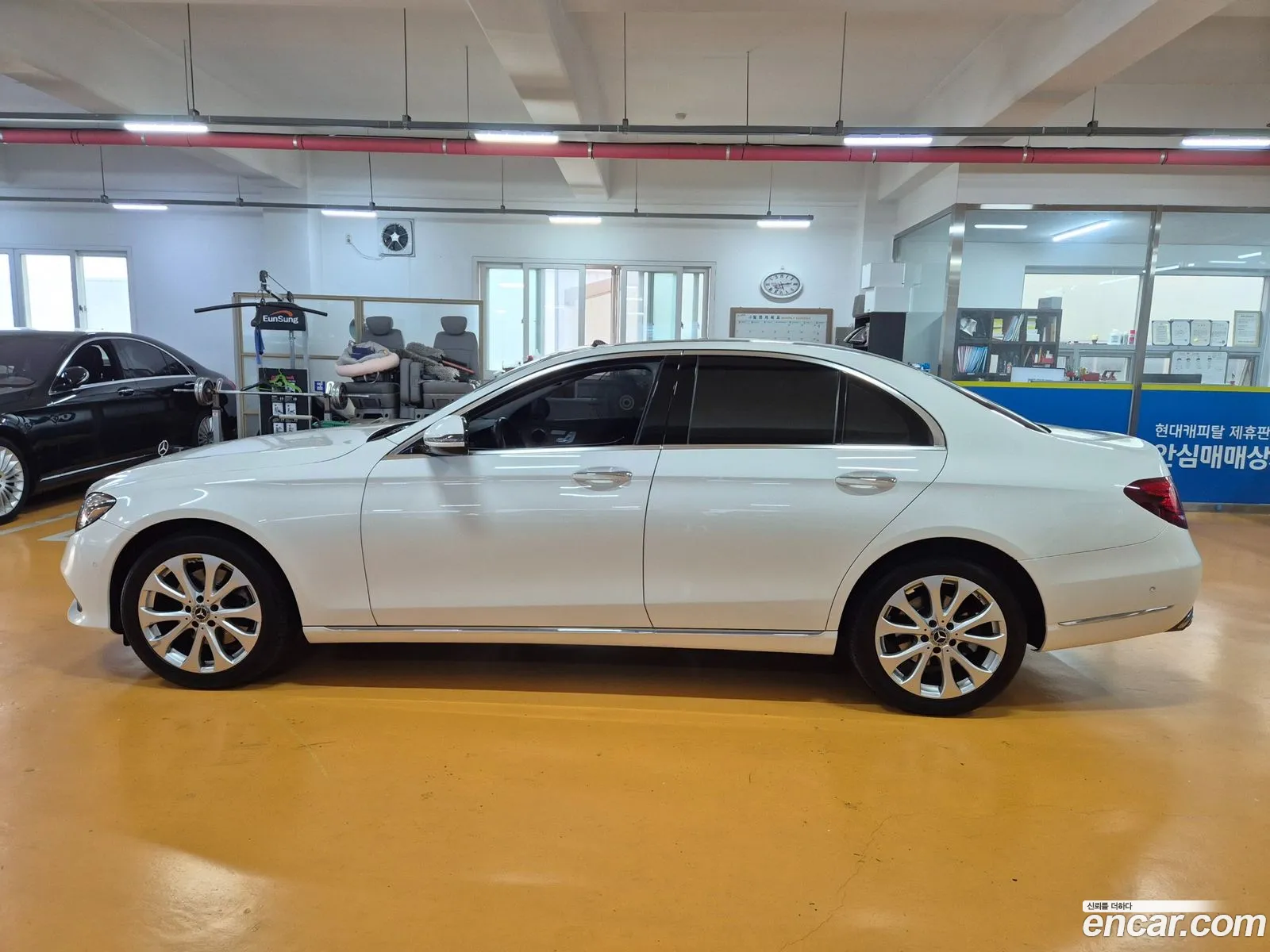 Mercedes-Benz E-Class W213 2020 — 3