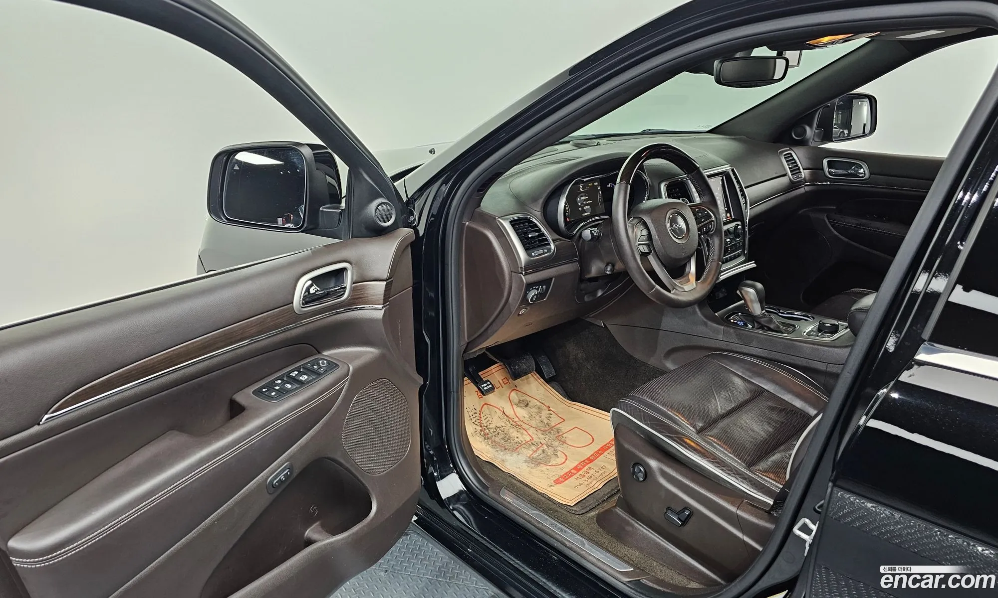 Jeep Grand Cherokee 2018 1C4RJFCM9JC164045 — 4