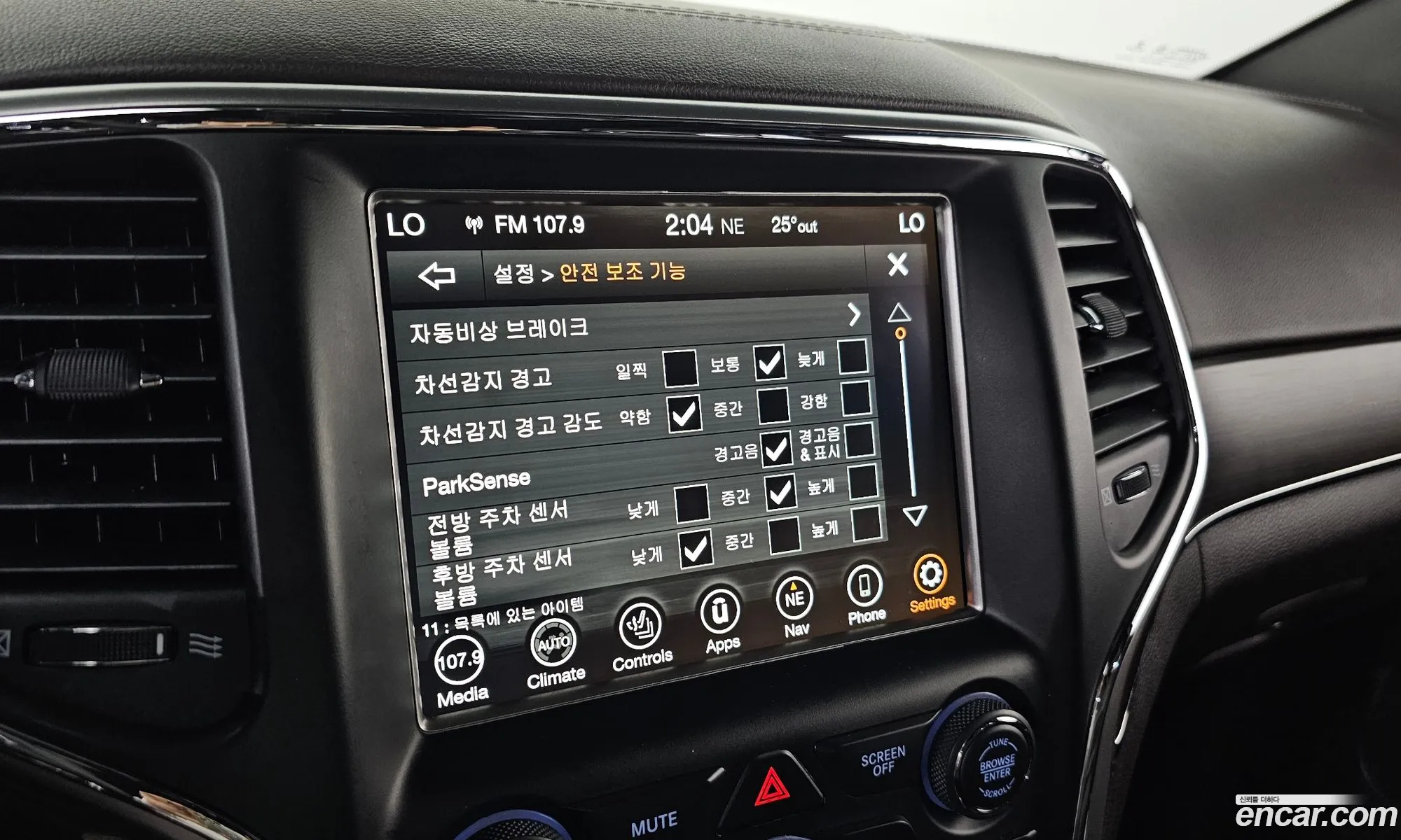 Jeep Grand Cherokee 2018 1C4RJFCM9JC164045 — 16
