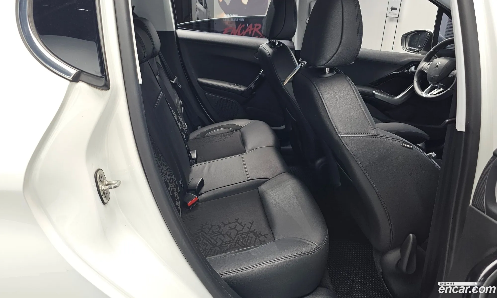 Peugeot 208 2015 VF3CC9HP8GT001405 — 9