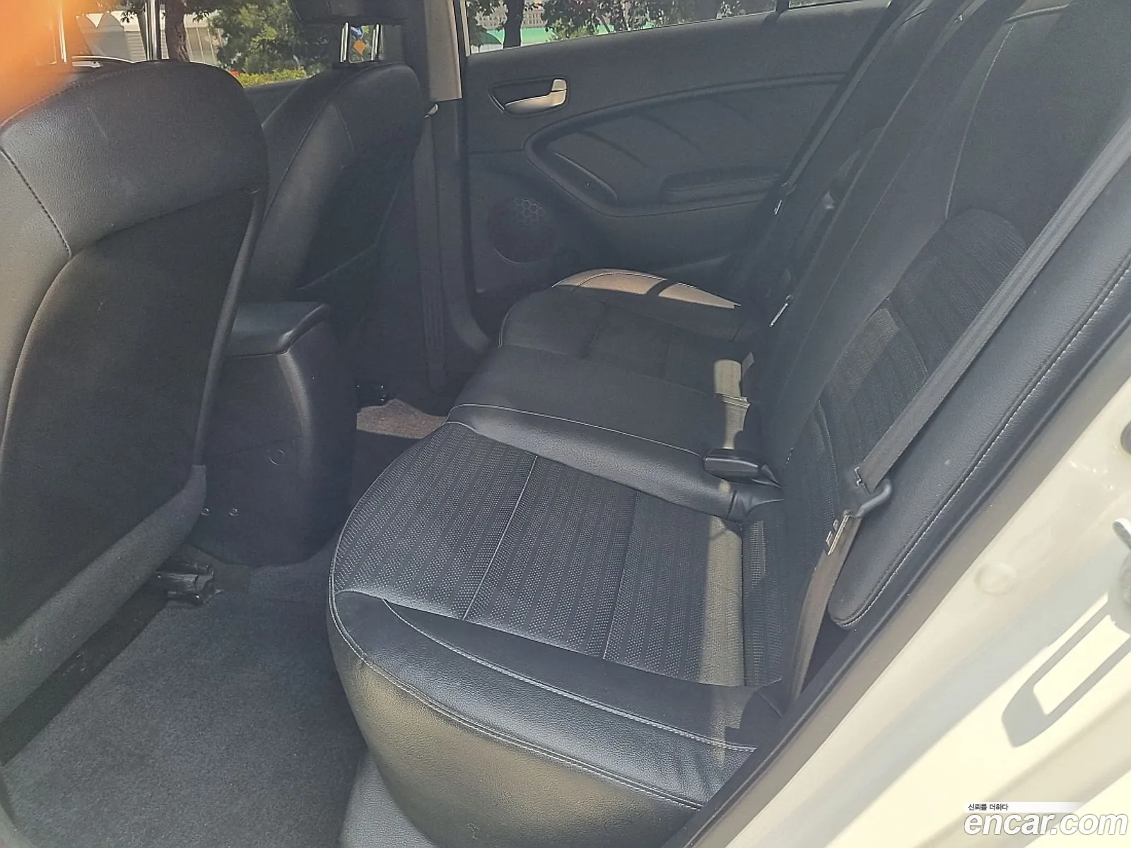 Kia K3 2016 — 12