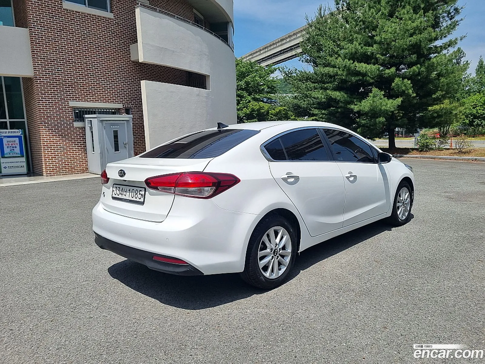 Kia K3 2016 — 11