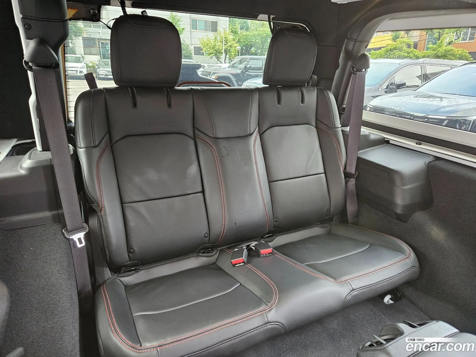 Jeep Wrangler 2024 — 5