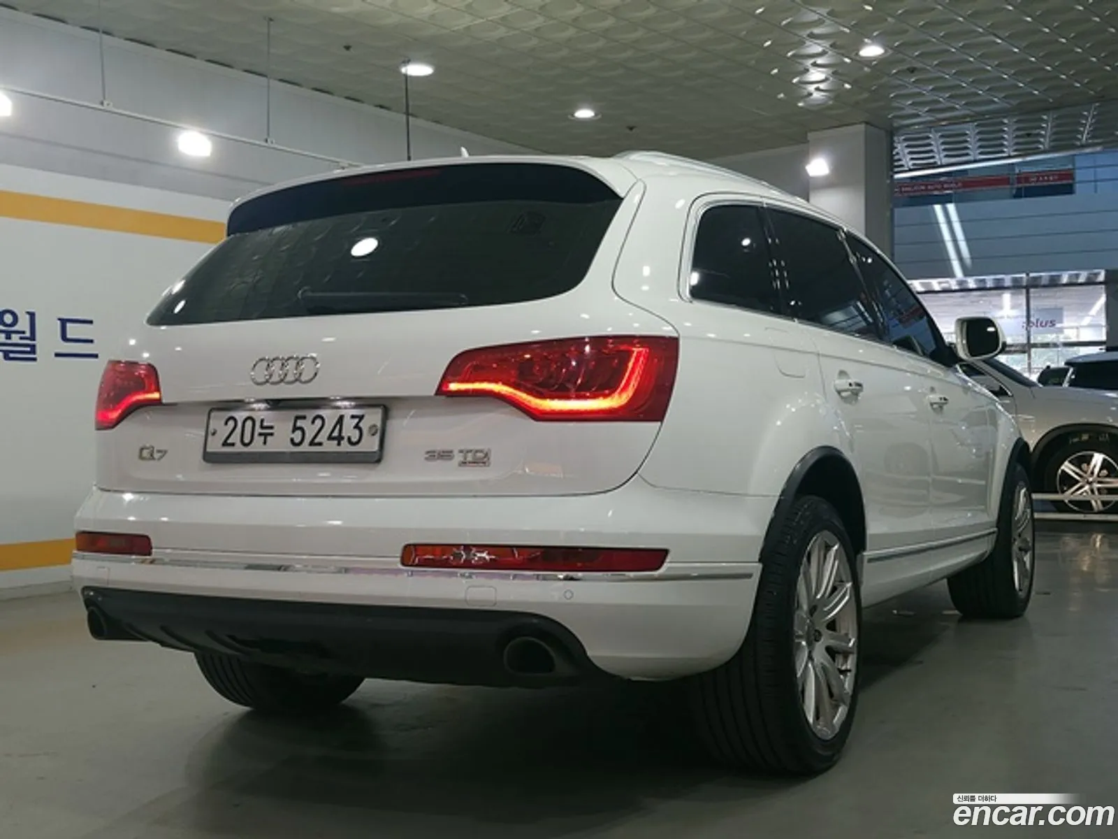Audi Q7 2014 — 9