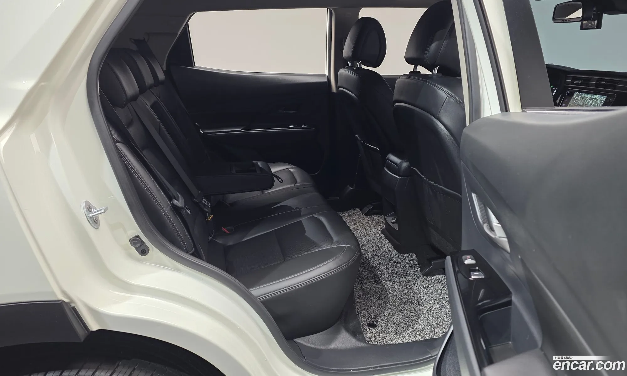 KG Mobility (SsangYong) Beautiful Korando 2020 — 6