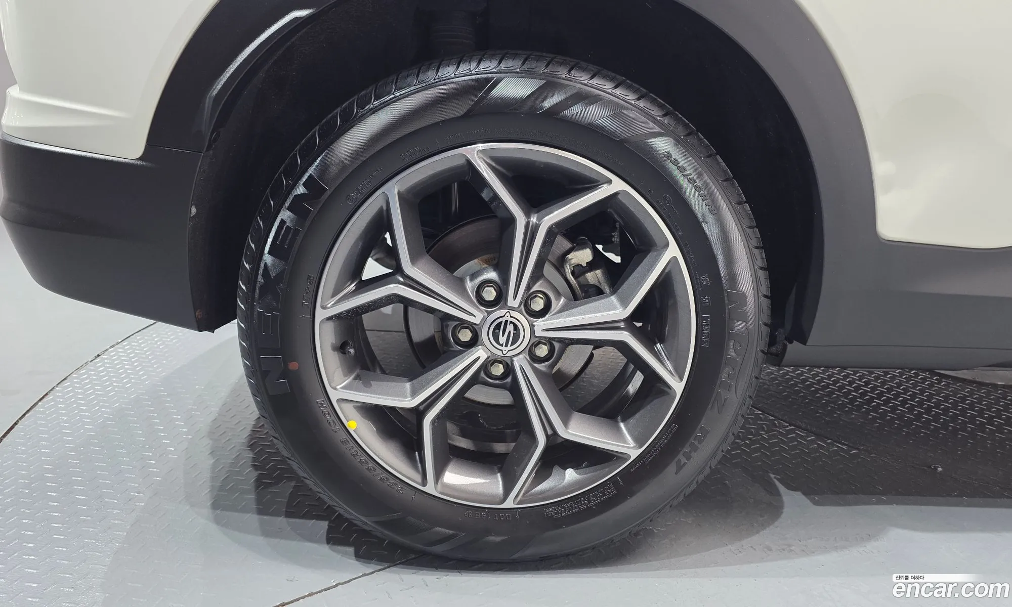 KG Mobility (SsangYong) Beautiful Korando 2020 — 11