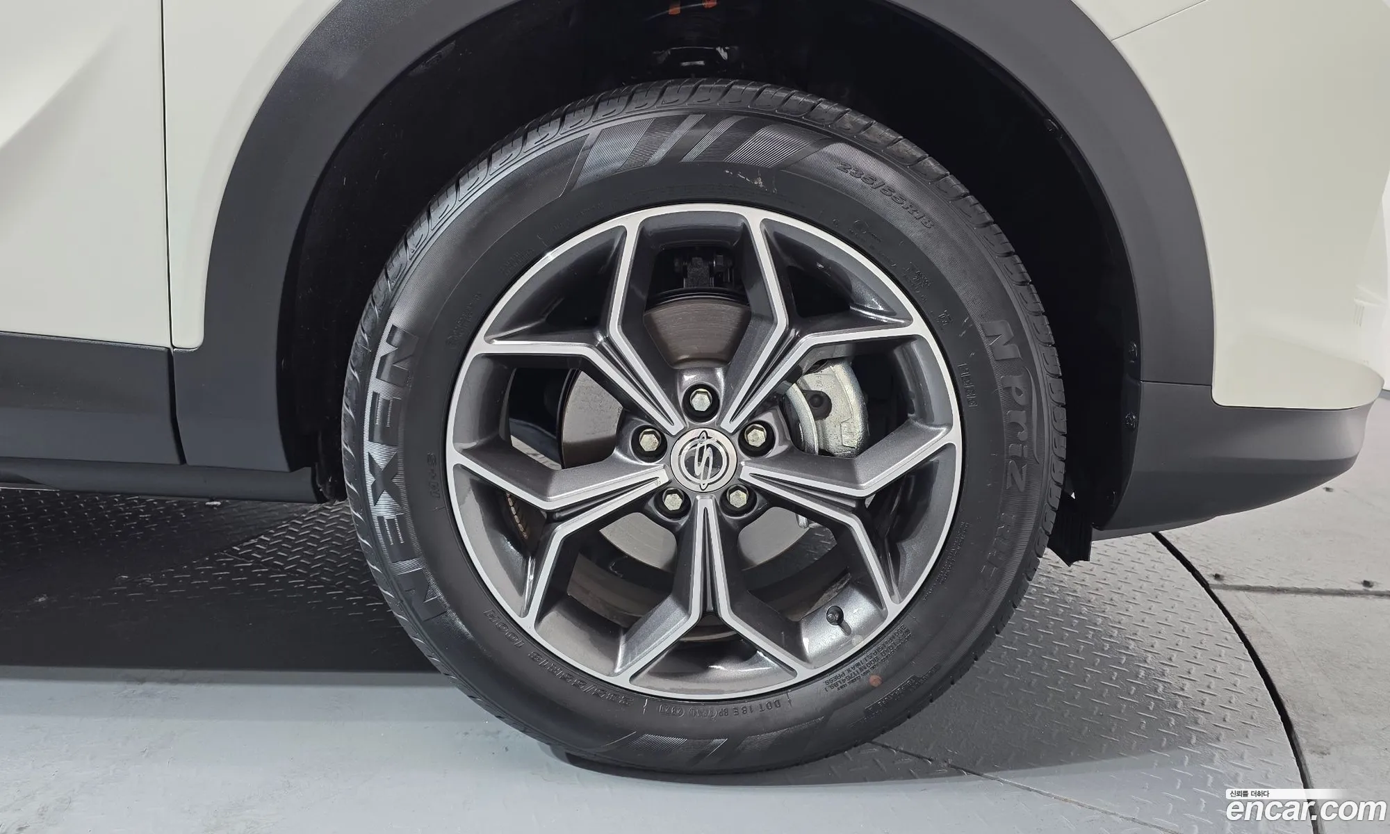 KG Mobility (SsangYong) Beautiful Korando 2020 — 23