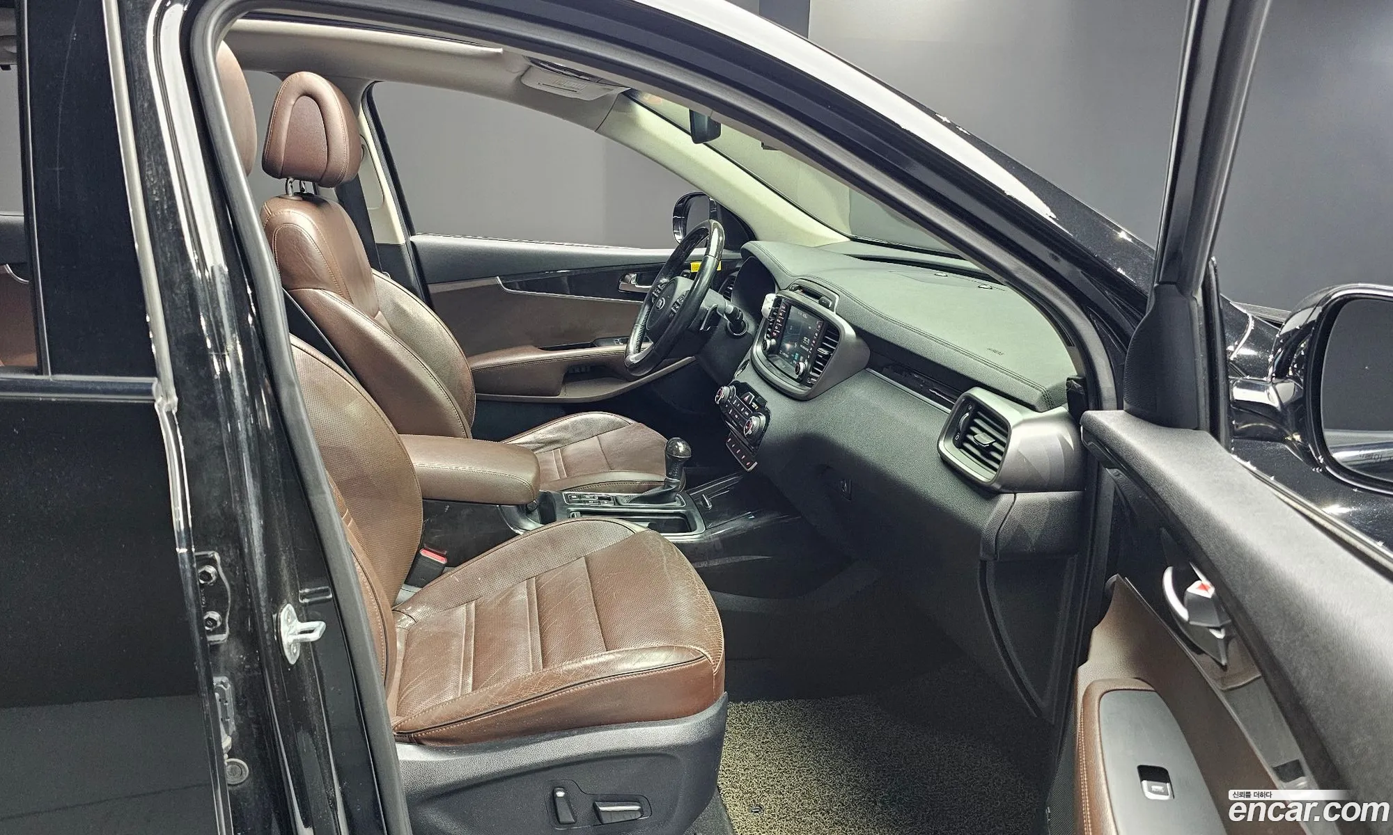 Kia Sorento 2016 KNAPK81BDGA205810 — 3
