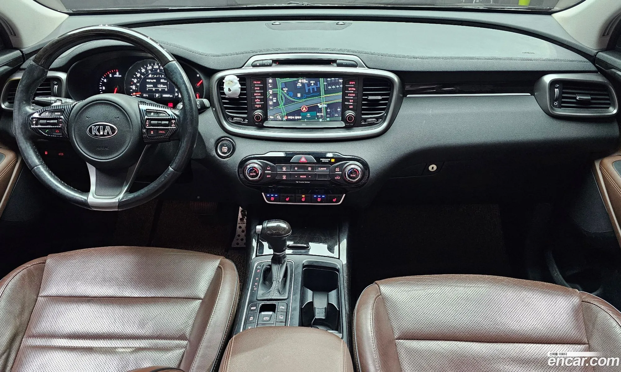 Kia Sorento 2016 KNAPK81BDGA205810 — 4
