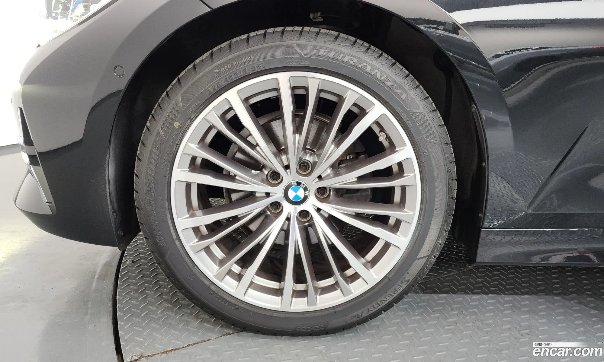 BMW 3 Series 2022 WBA11ED0 — 8