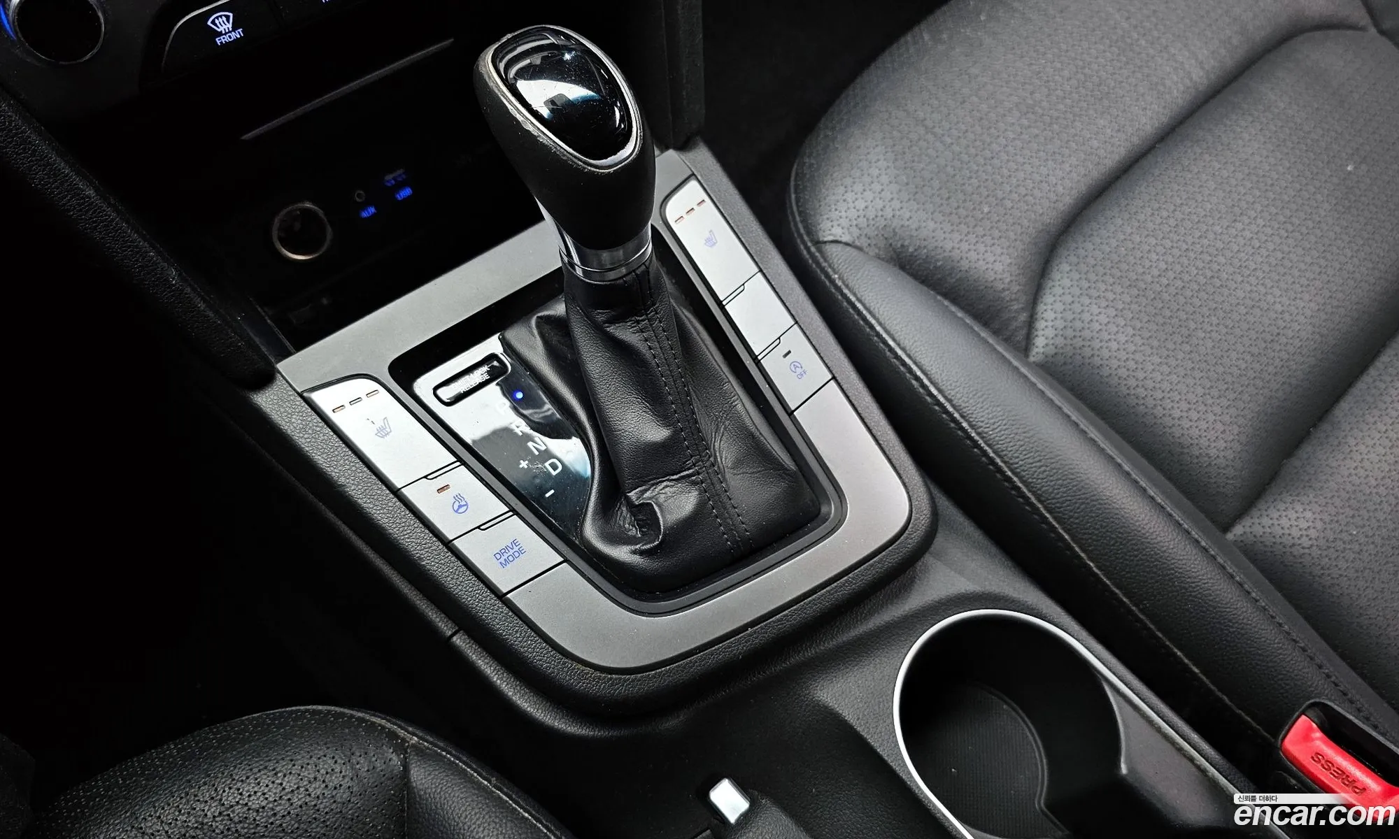 Hyundai Elantra AD 2015 — 19