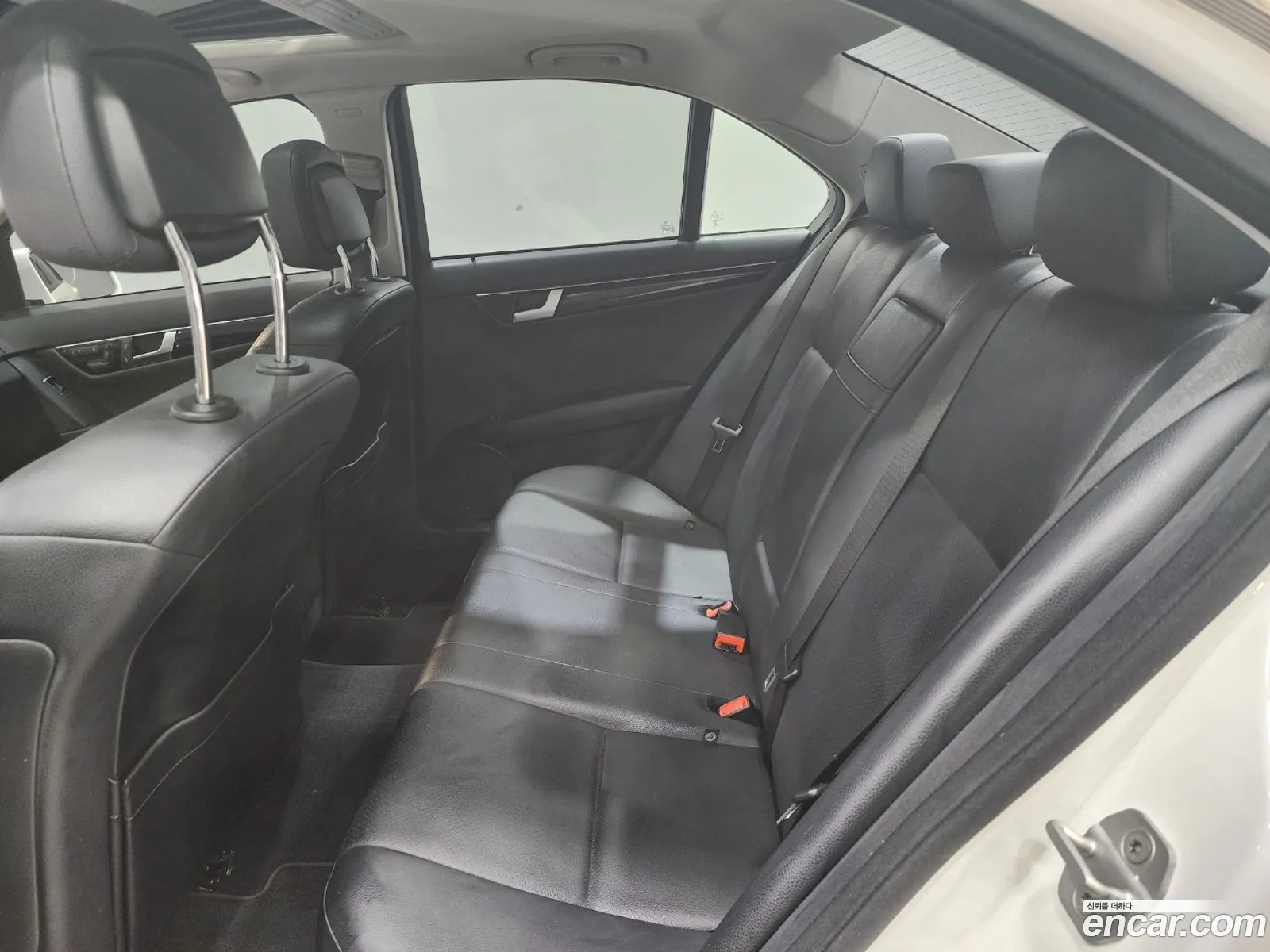 Mercedes-Benz C-Class W204 2013 — 9
