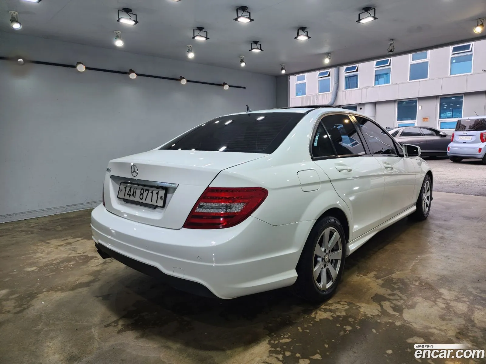 Mercedes-Benz C-Class W204 2013 — 15
