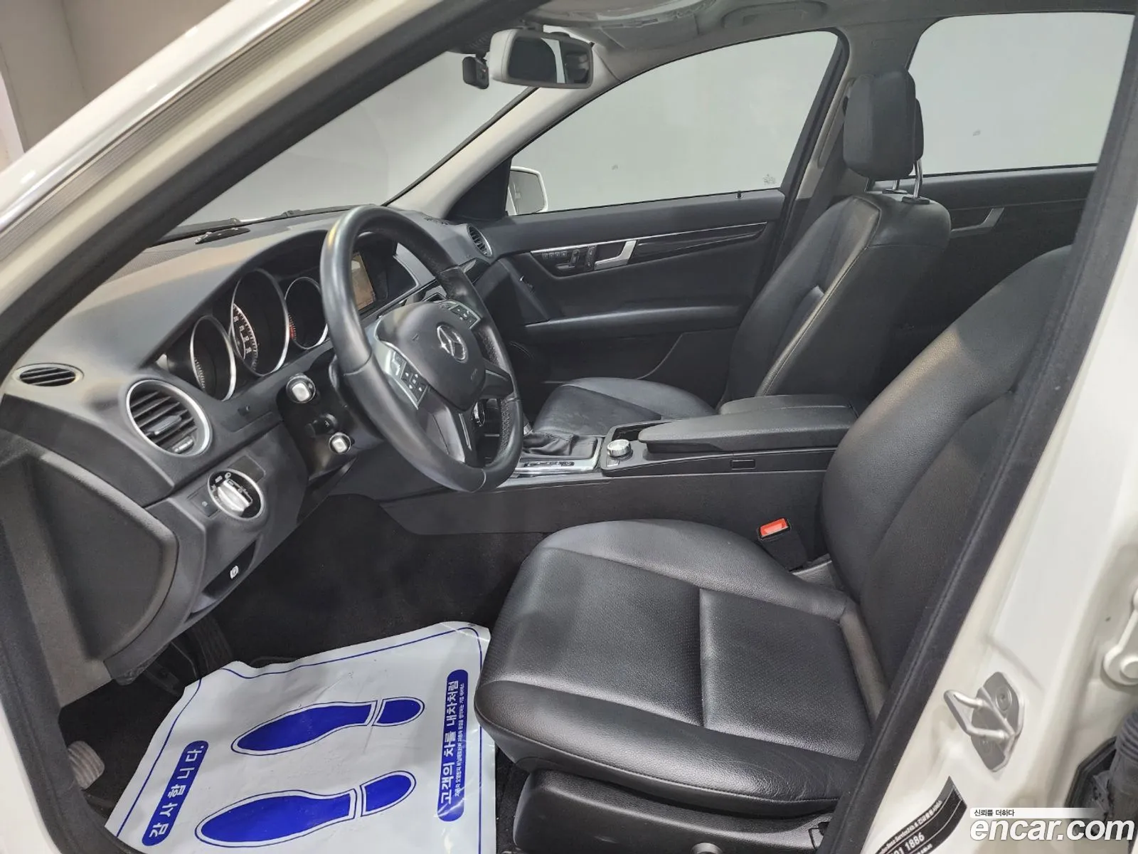 Mercedes-Benz C-Class W204 2013 — 11