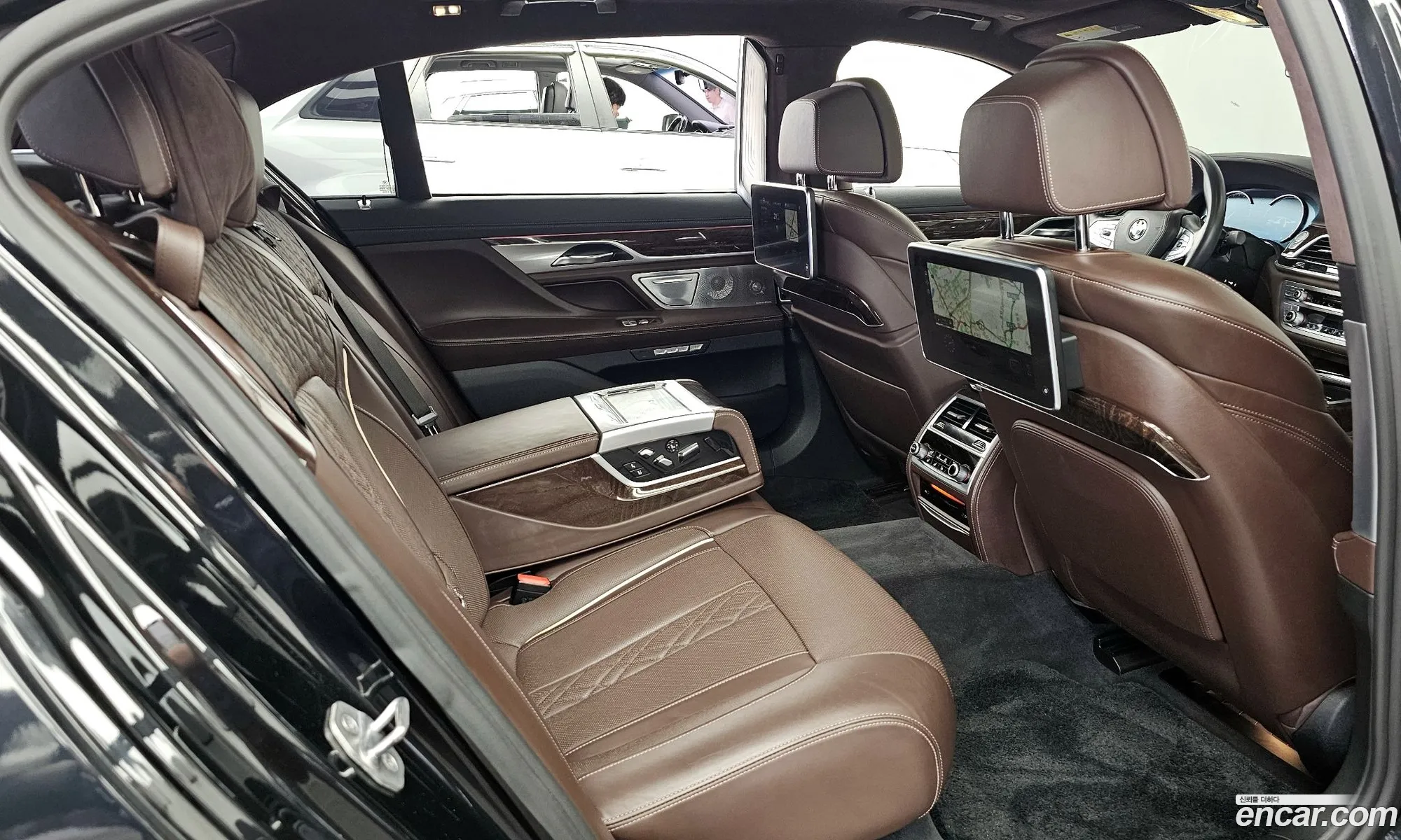 BMW 7 Series 2017 WBA7F2105HB005134 — 3