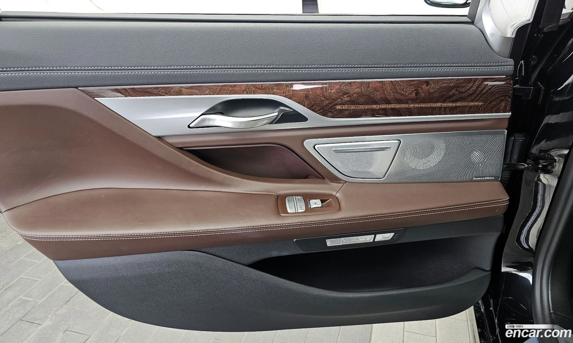 BMW 7 Series 2017 WBA7F2105HB005134 — 34