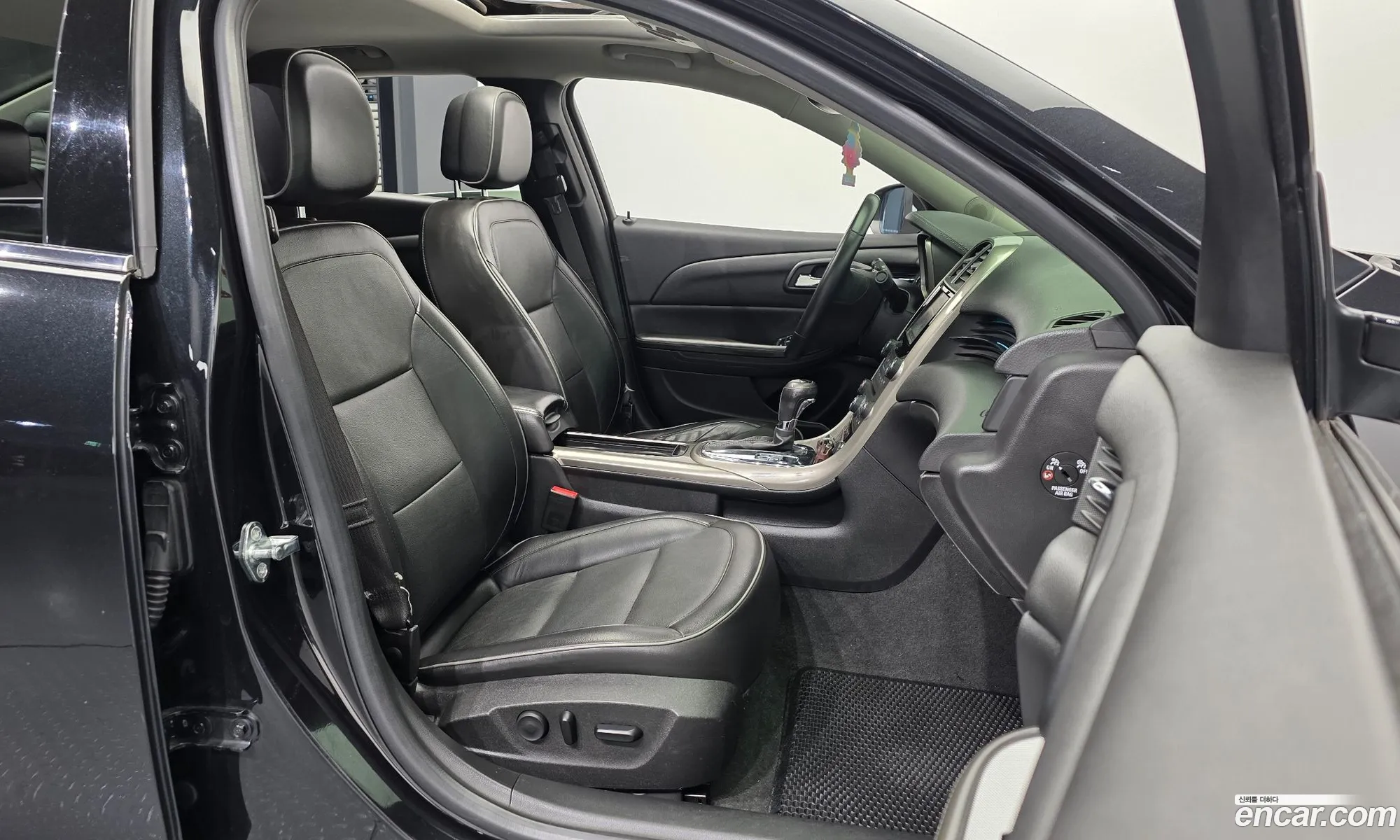 Chevrolet (GM Daewoo) Malibu 2012 — 26