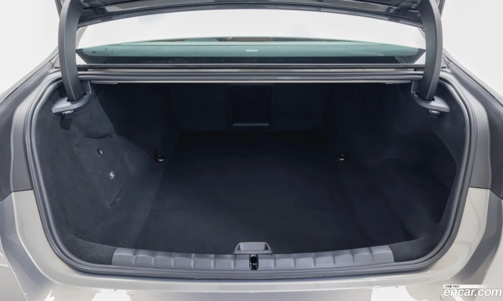 BMW i7 2025 — 11
