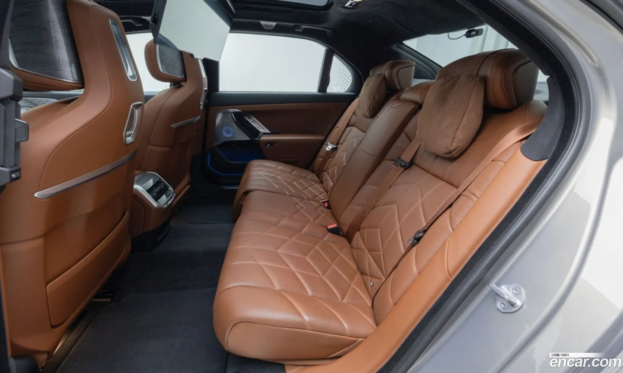 BMW i7 2025 — 13