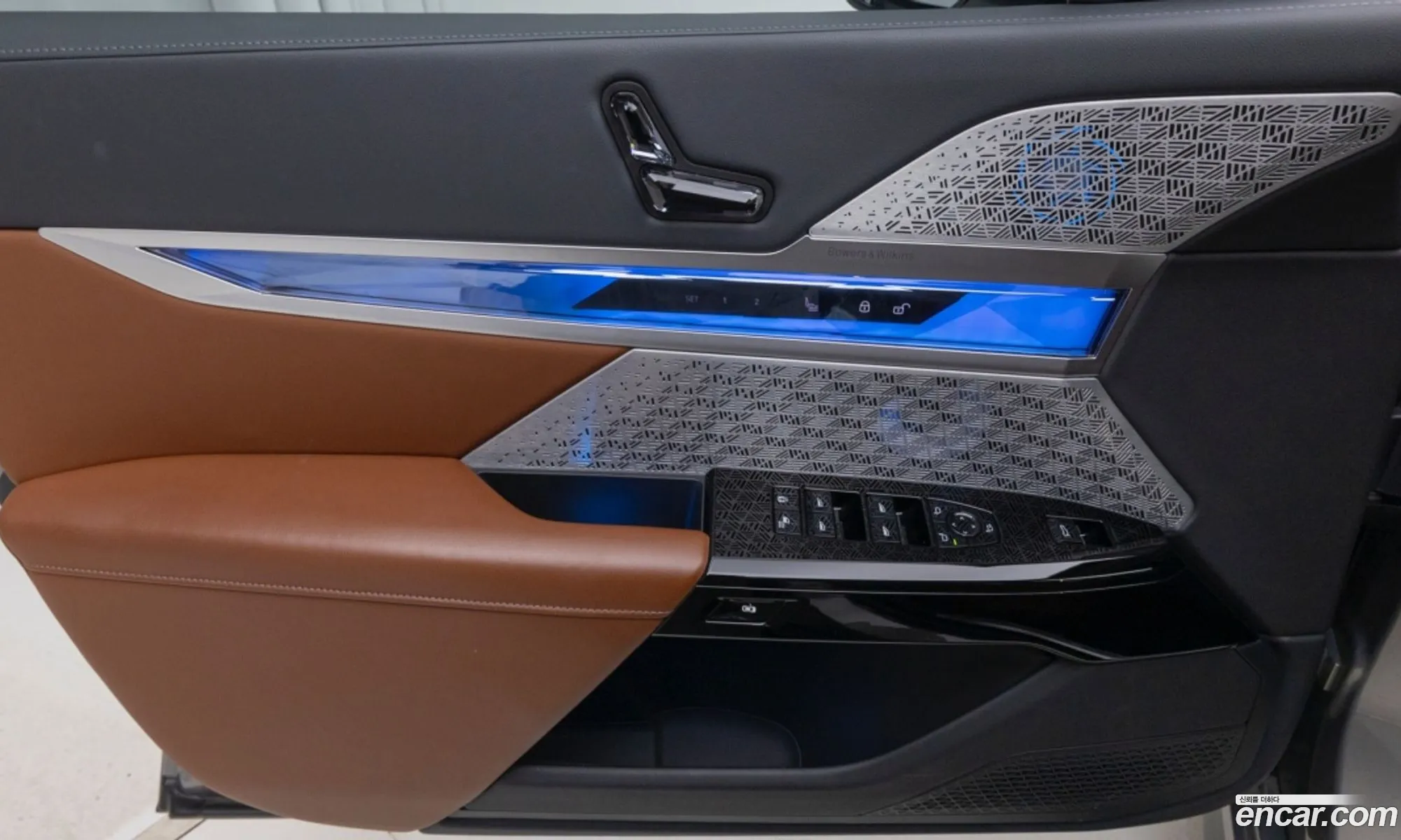 BMW i7 2025 — 16