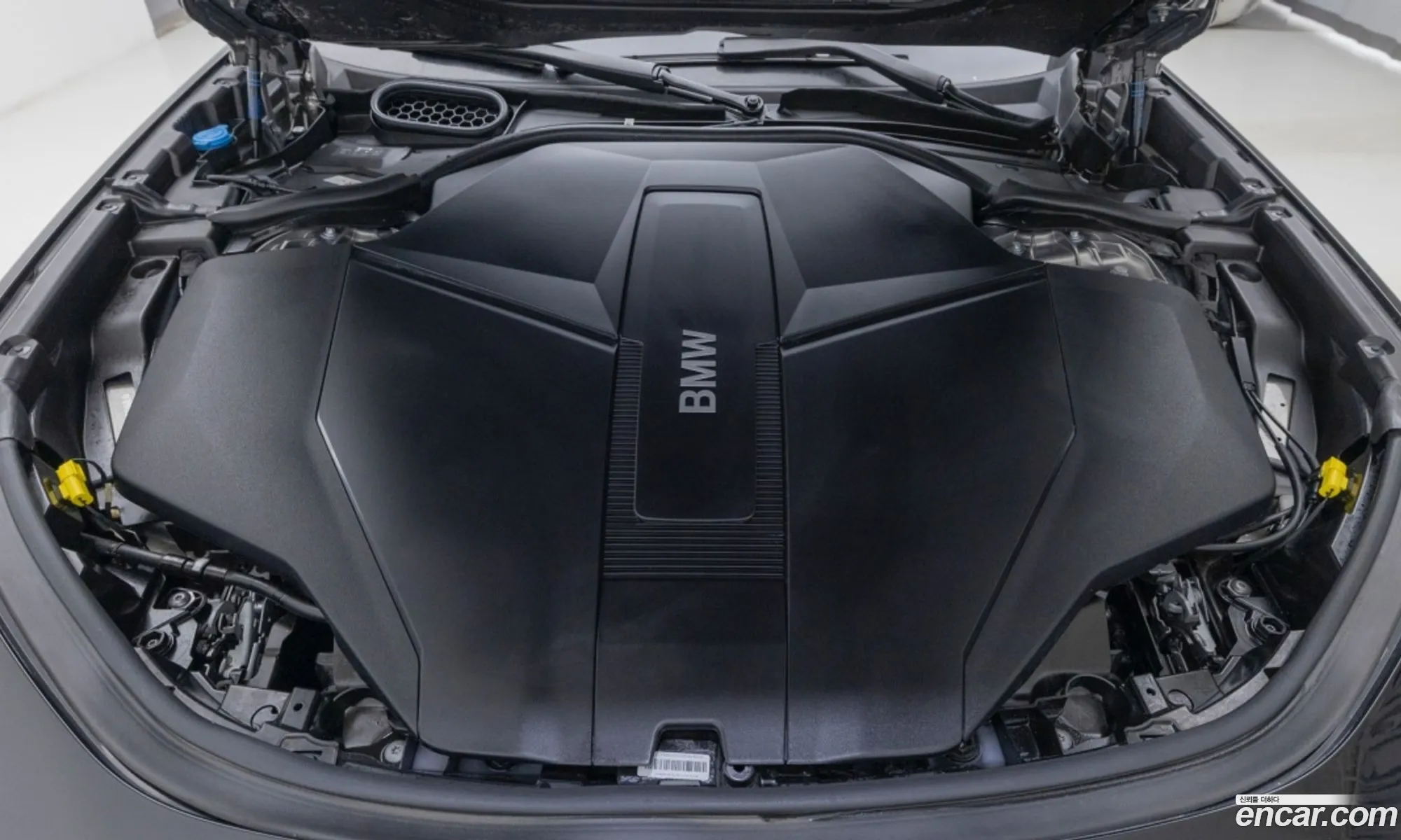 BMW i7 2025 — 8