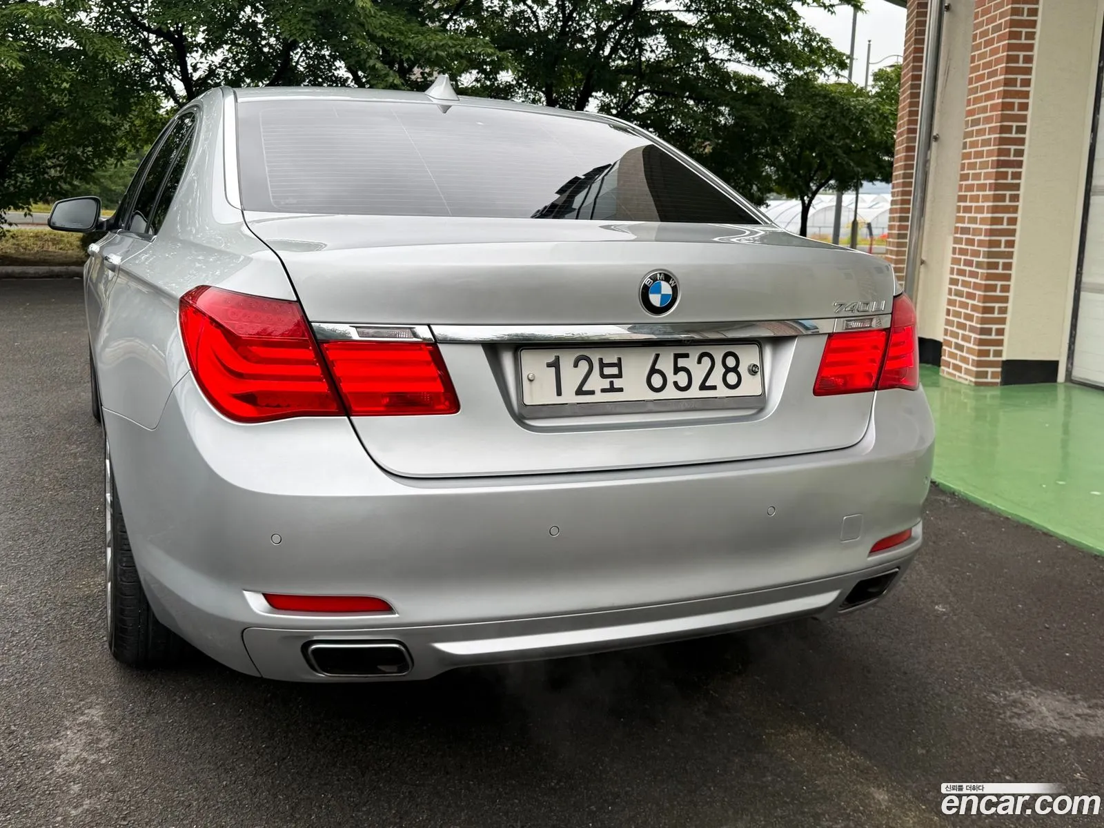 BMW 7 Series 2011 — 8