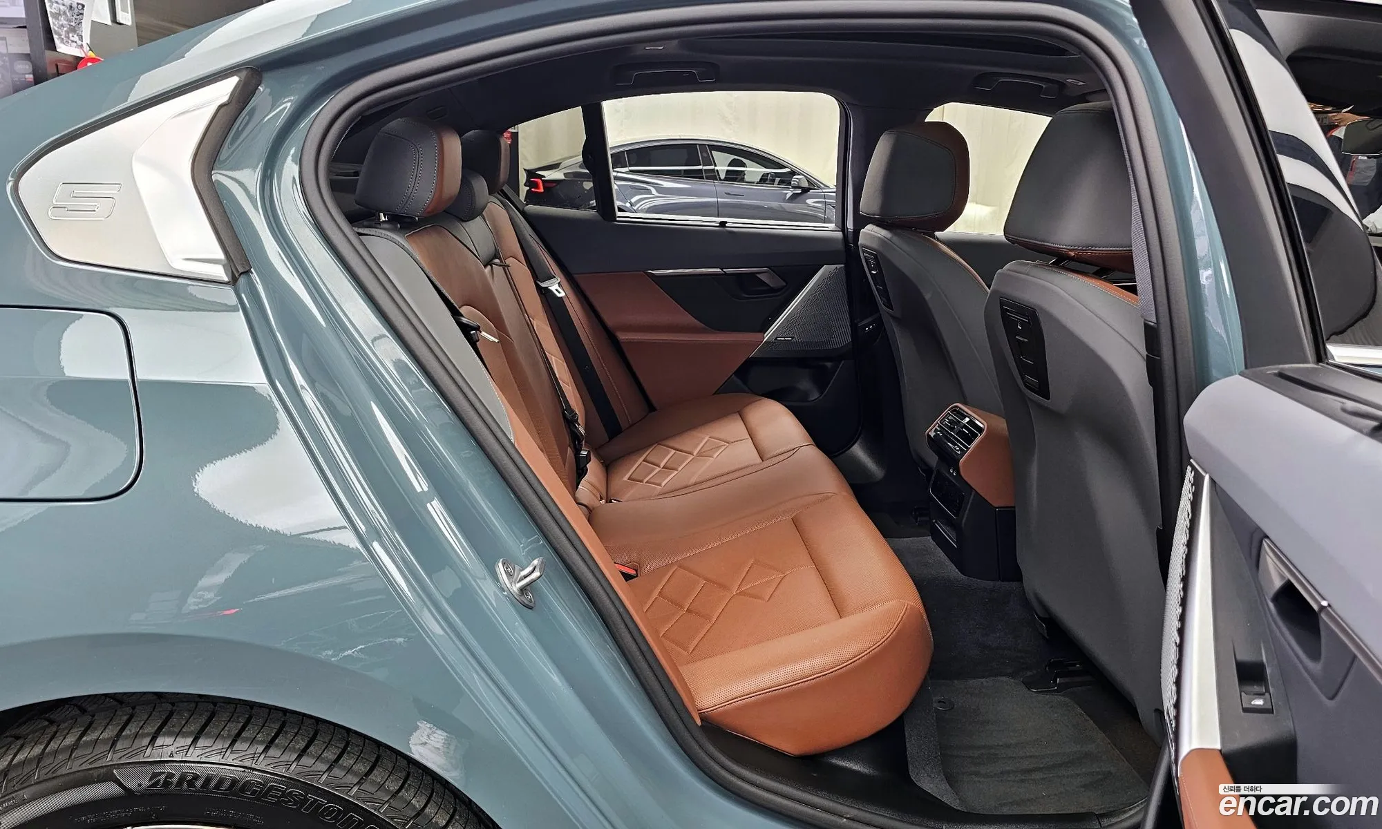 BMW i5 2024 WBY31FK01RCP72995 — 26
