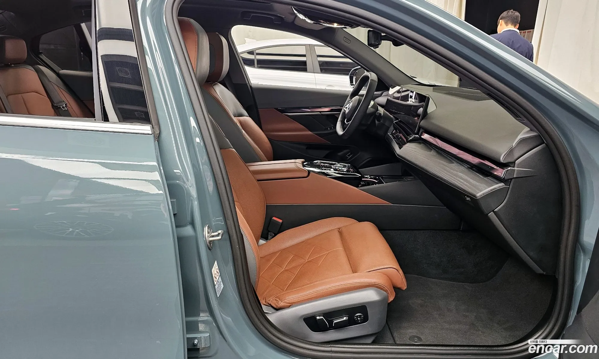 BMW i5 2024 WBY31FK01RCP72995 — 16