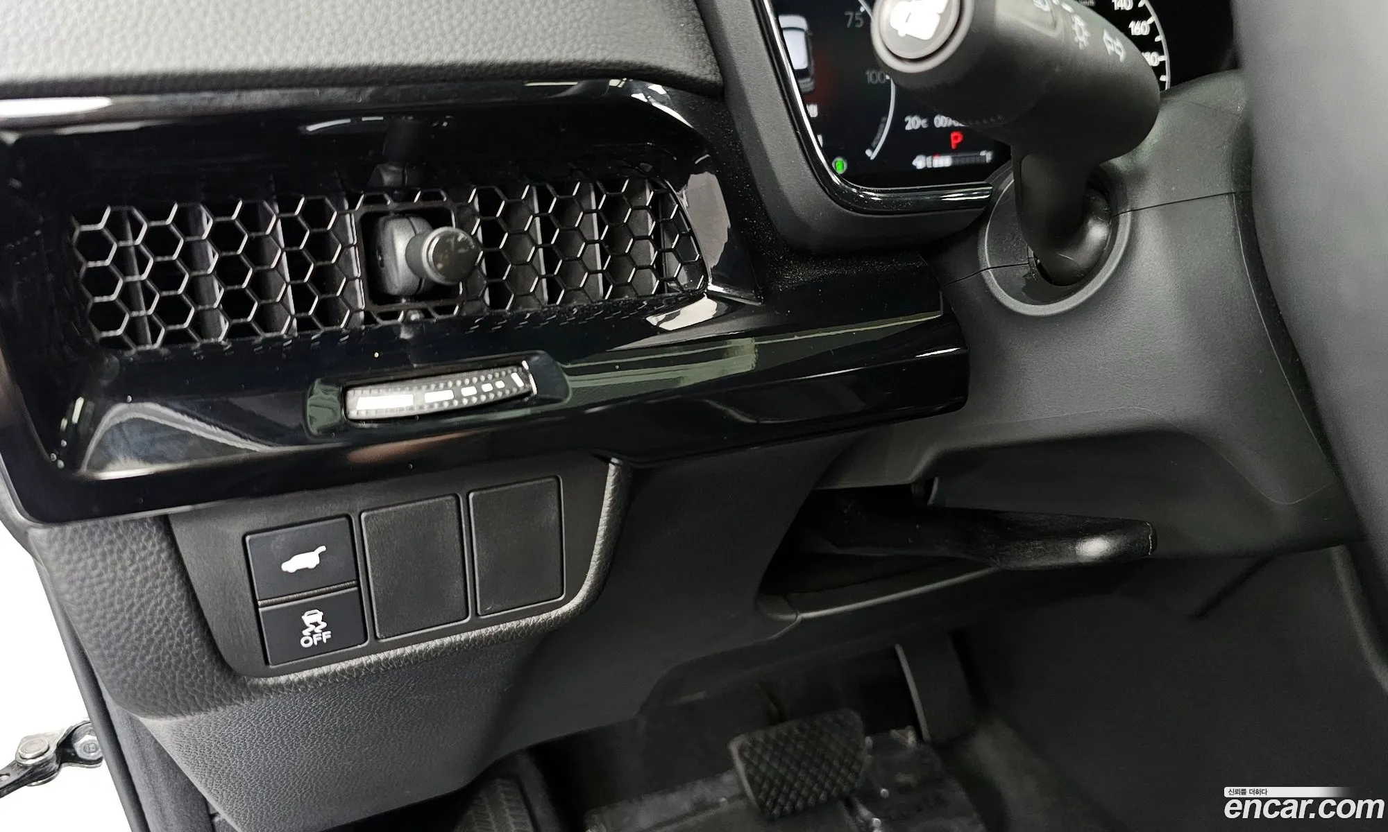 Honda CR-V 6th Gen 2023 — 16