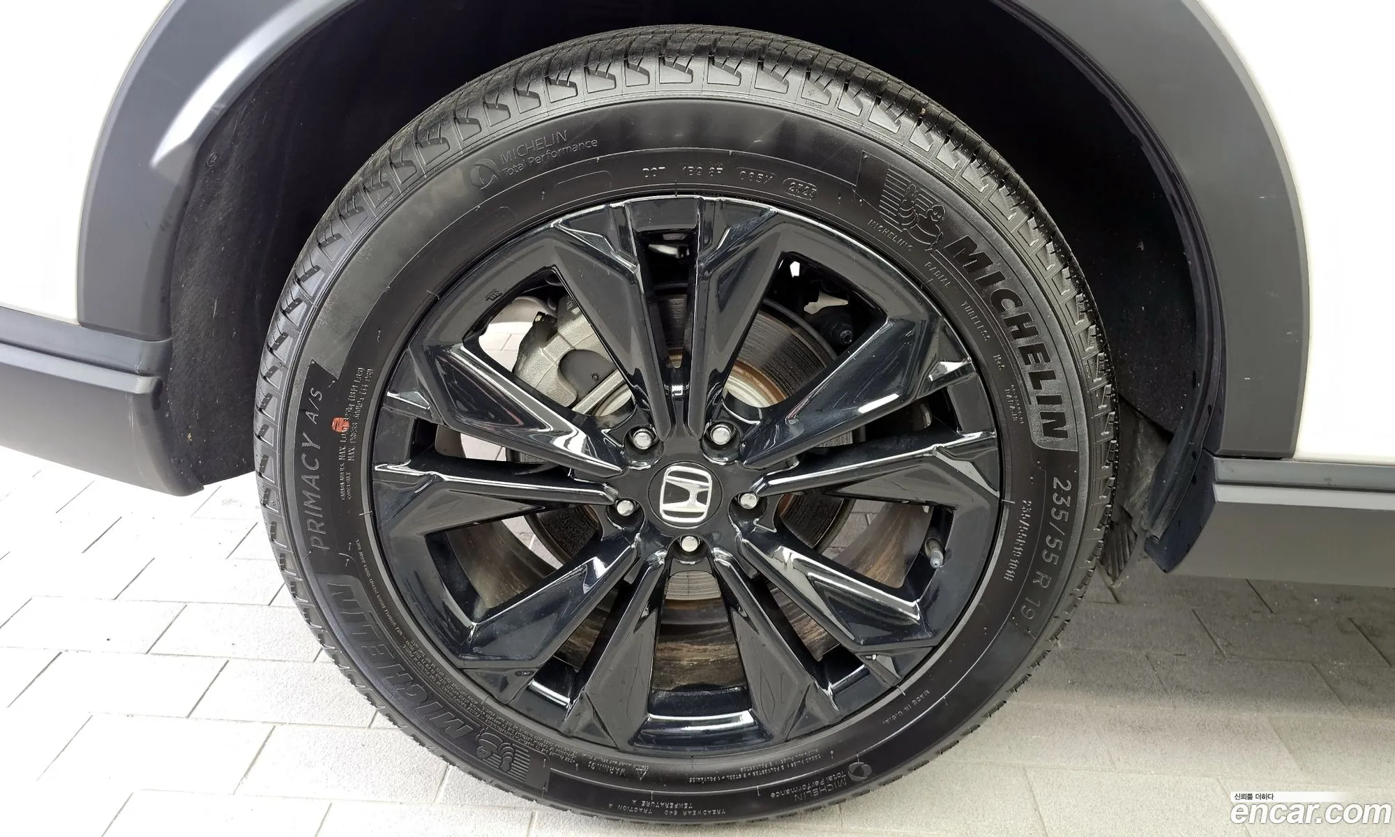 Honda CR-V 6th Gen 2023 — 2