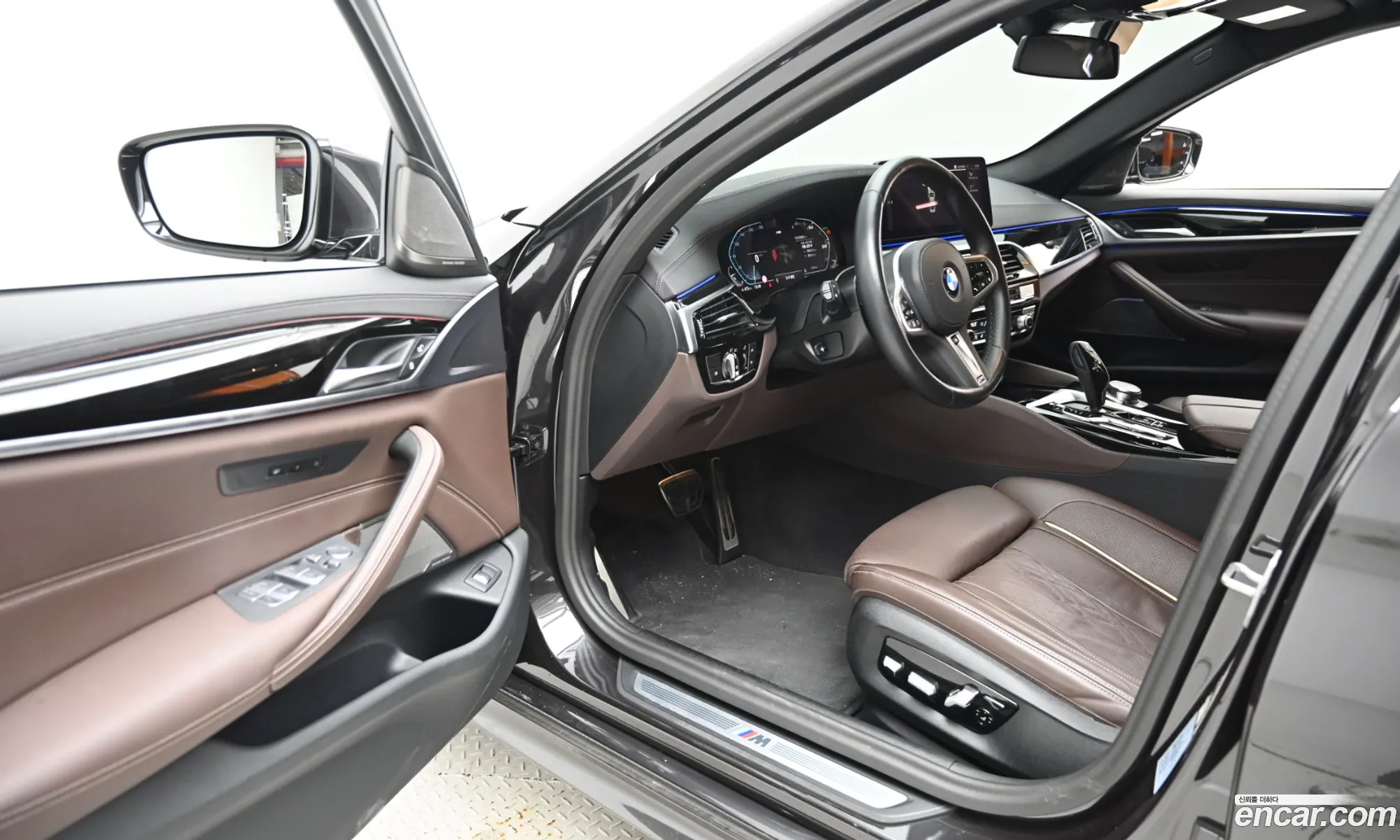 BMW 5 Series 2023 WBA71BH09PWX99888 — 17