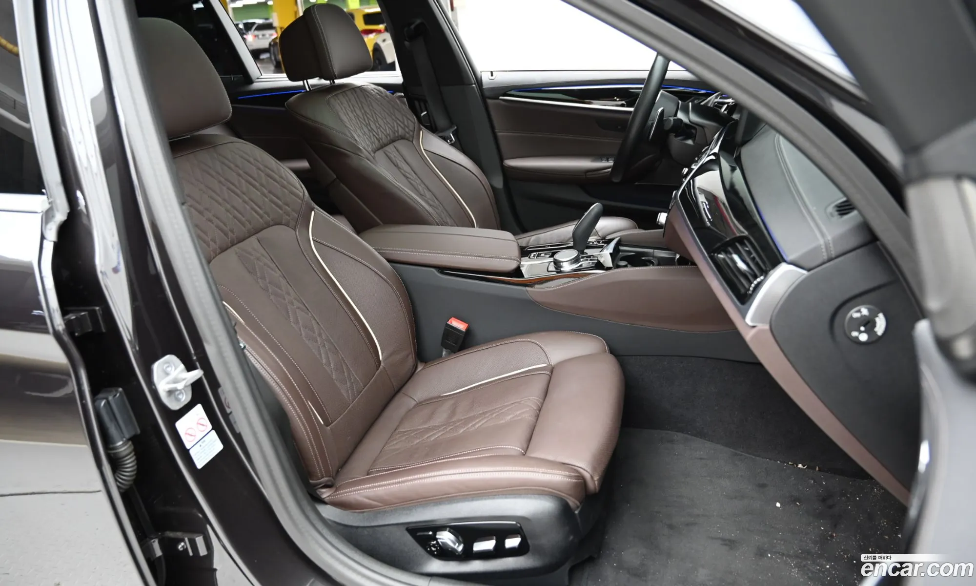 BMW 5 Series 2023 WBA71BH09PWX99888 — 3