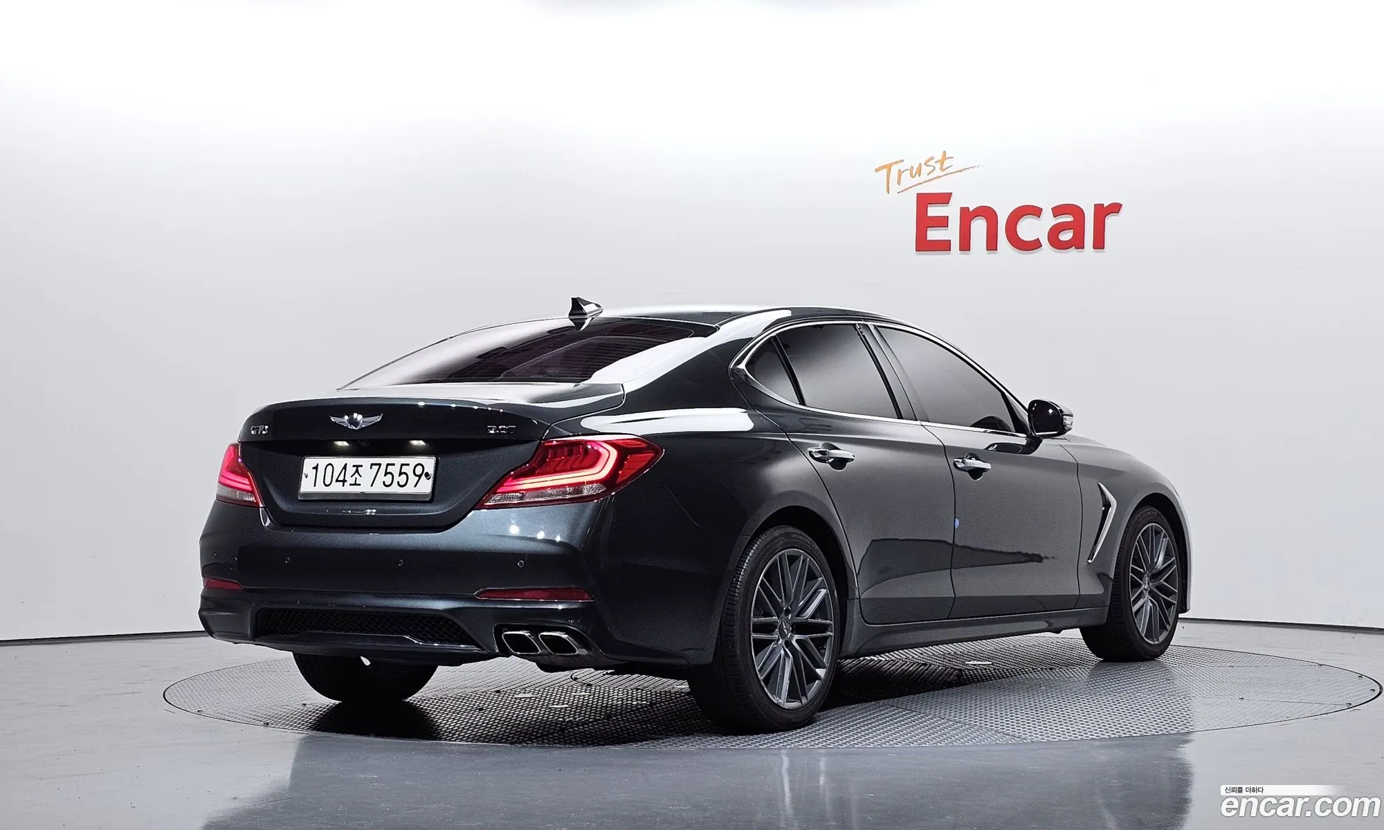 Genesis G70 2017 — 25
