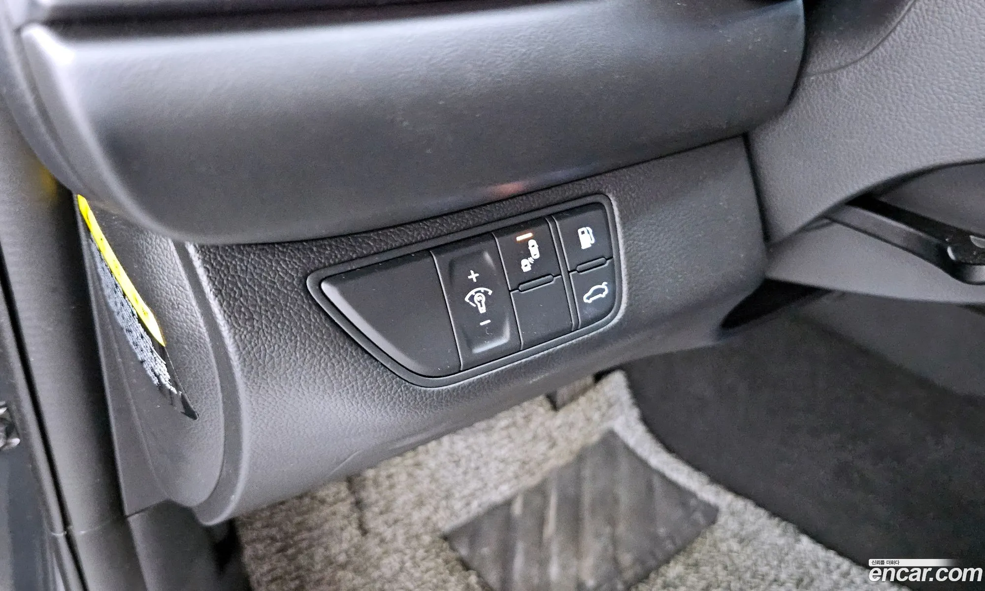 Genesis G70 2017 — 29