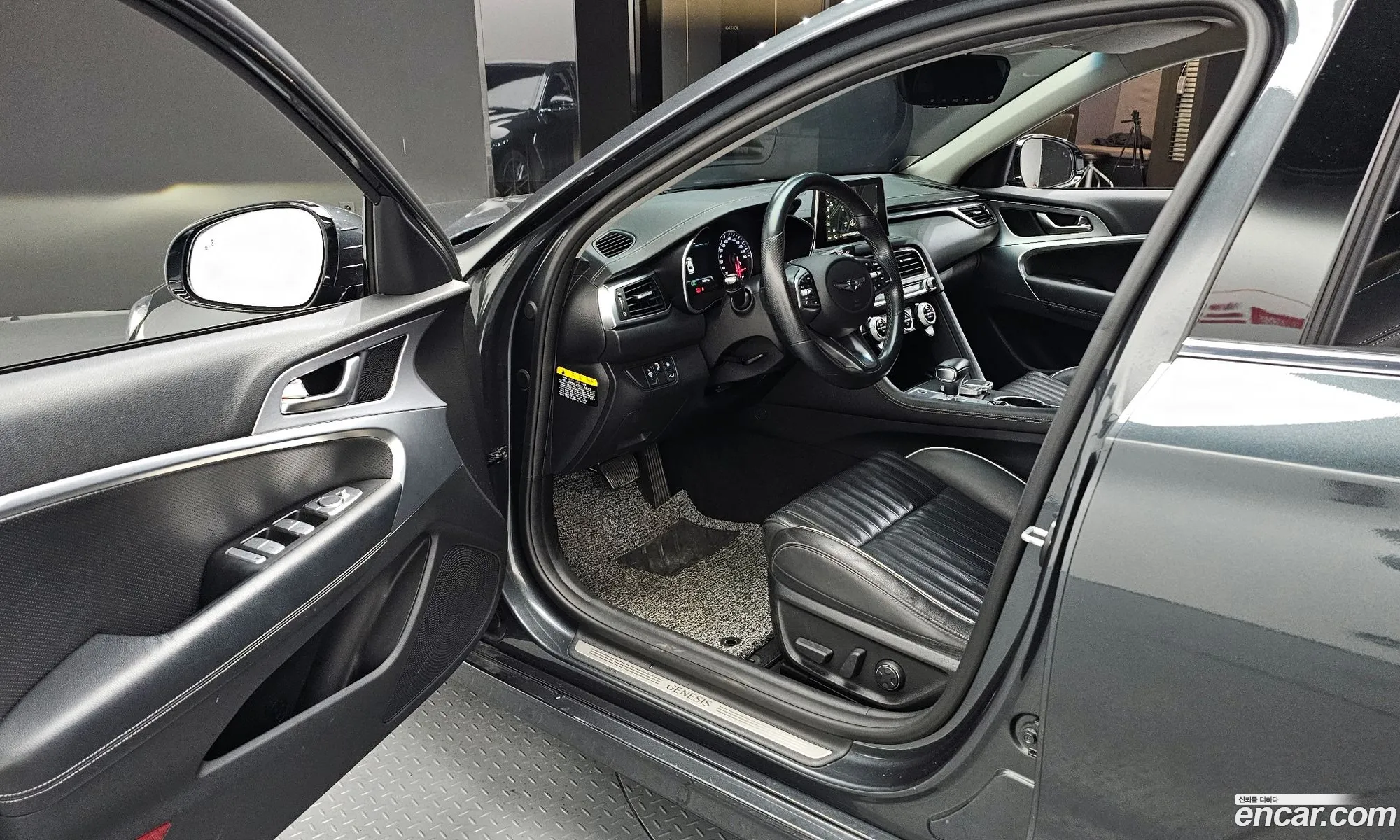 Genesis G70 2017 — 3