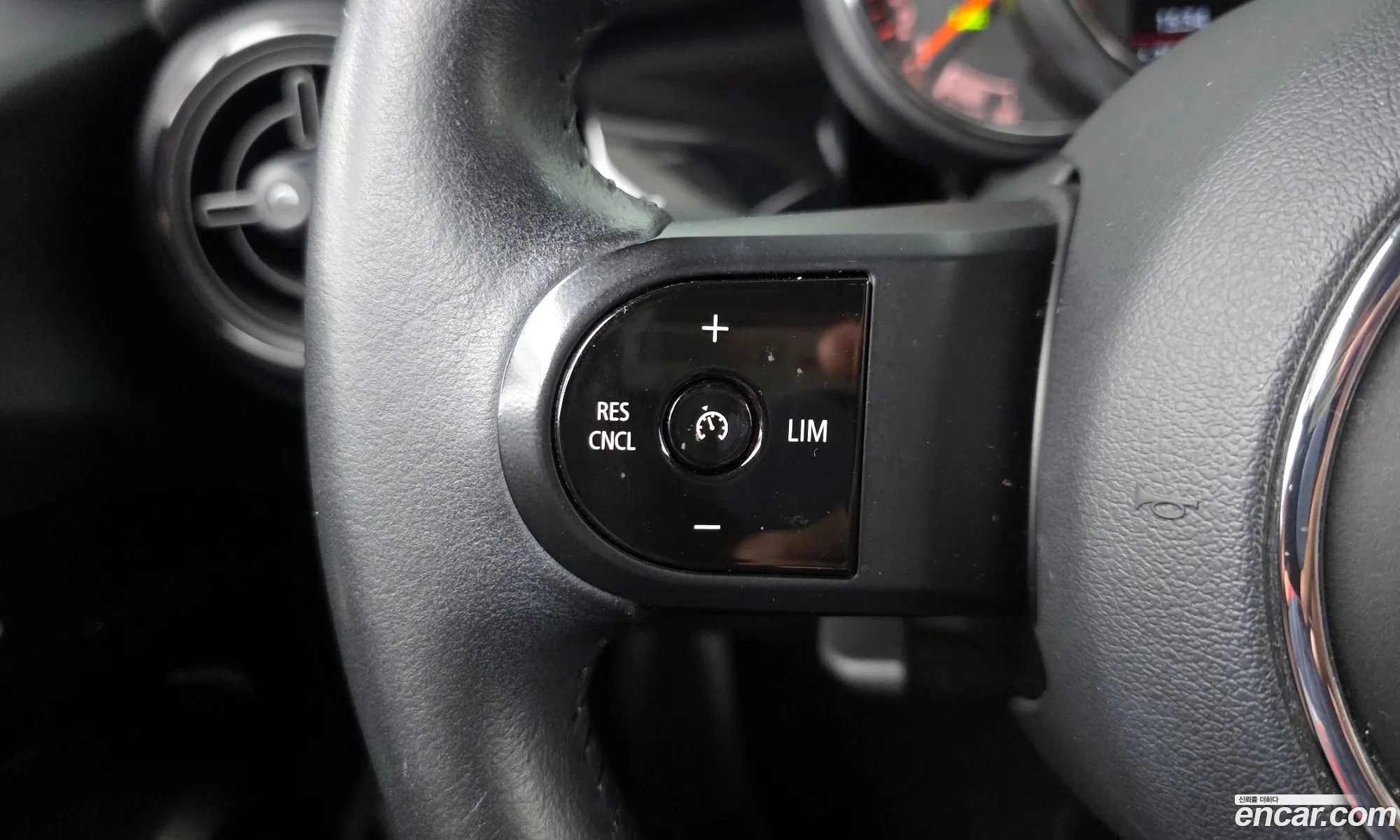Mini Cooper 2021 WMW41DK00N2P77628 — 15