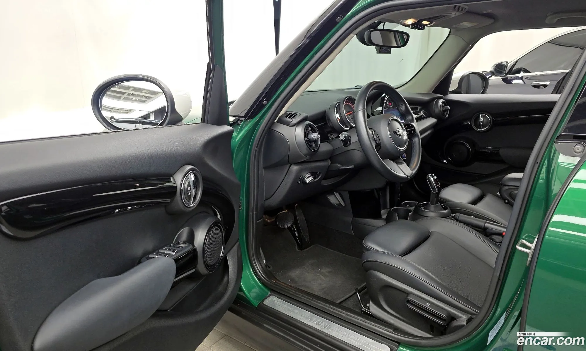 Mini Cooper 2021 WMW41DK00N2P77628 — 2