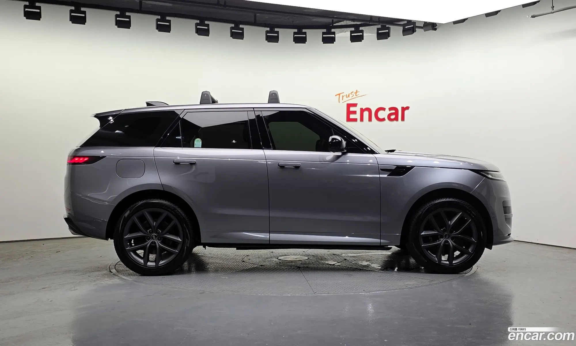 Land Rover Range Rover Sport 2024 SAL1A2B46RA419676 — 8
