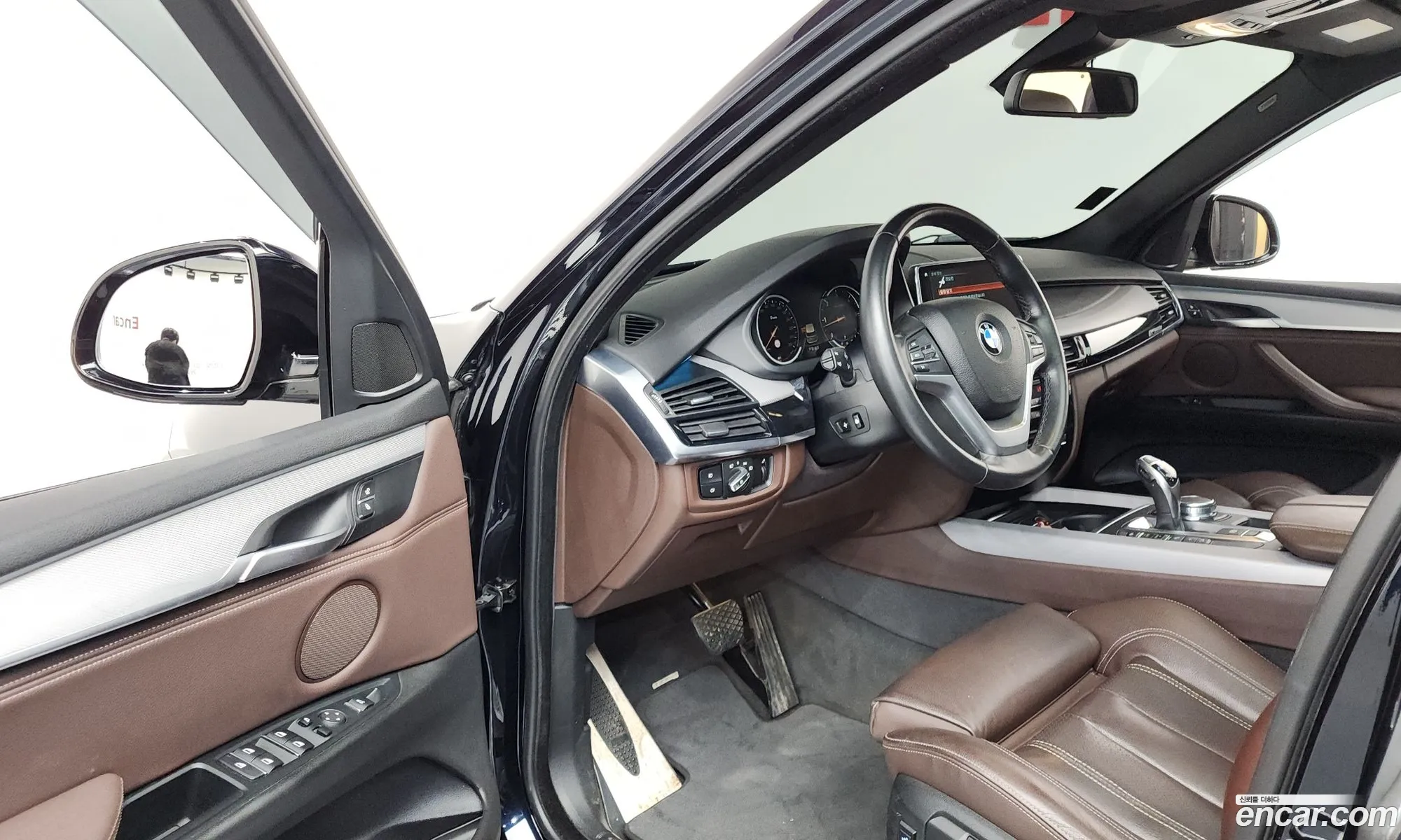 BMW X5 2018 WBAKS4108J0Y70084 — 16