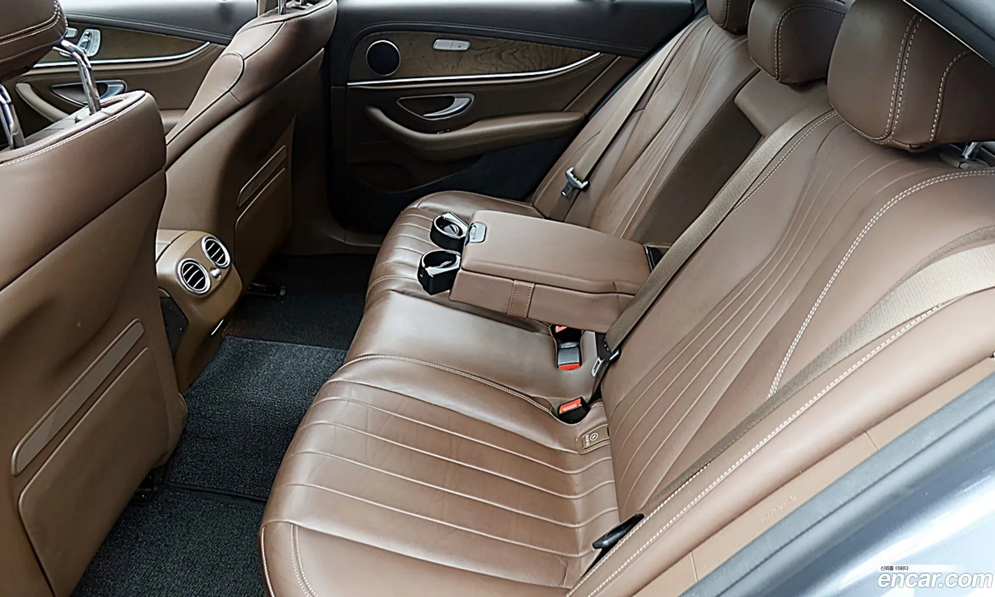 Mercedes-Benz E-Class W213 2017 — 8