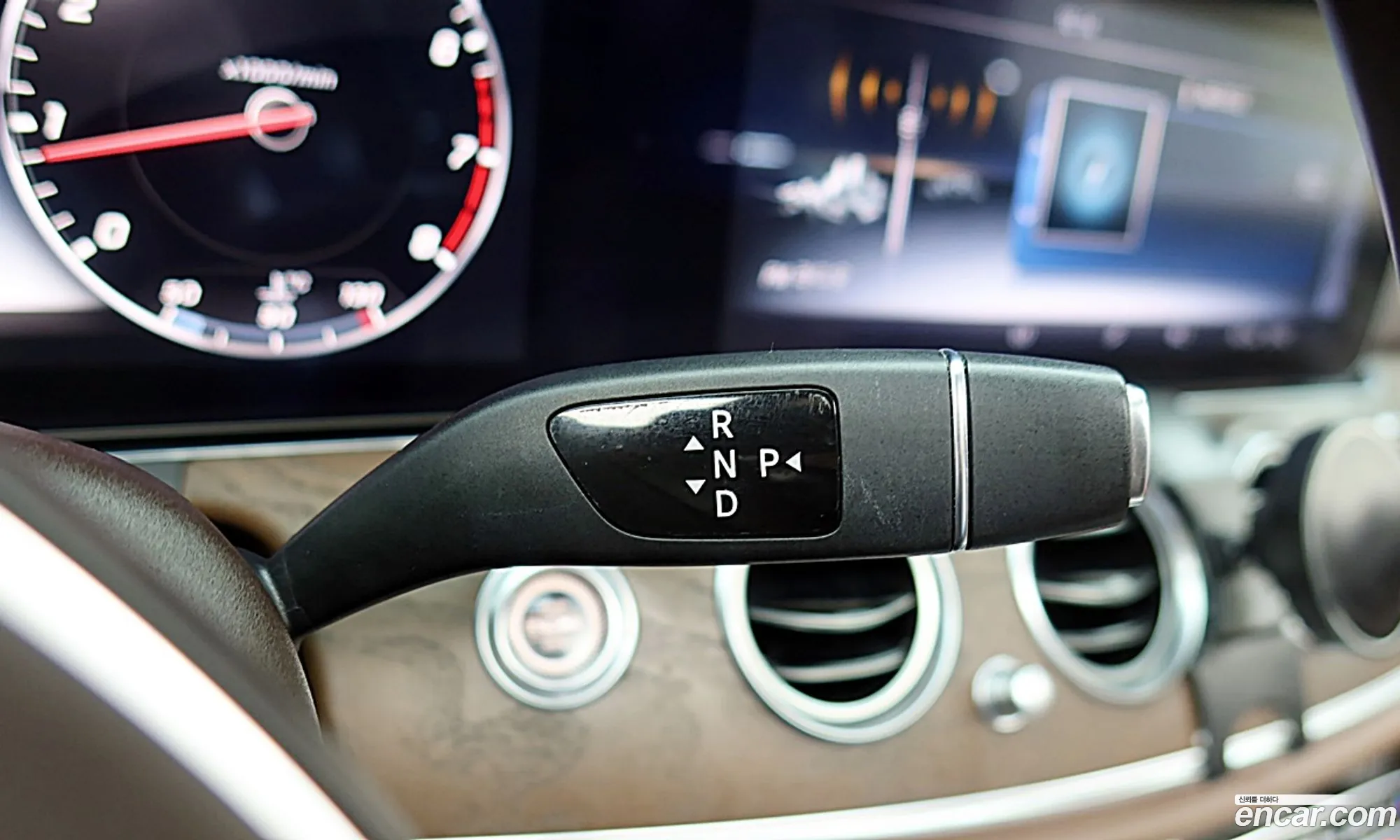 Mercedes-Benz E-Class W213 2017 — 10