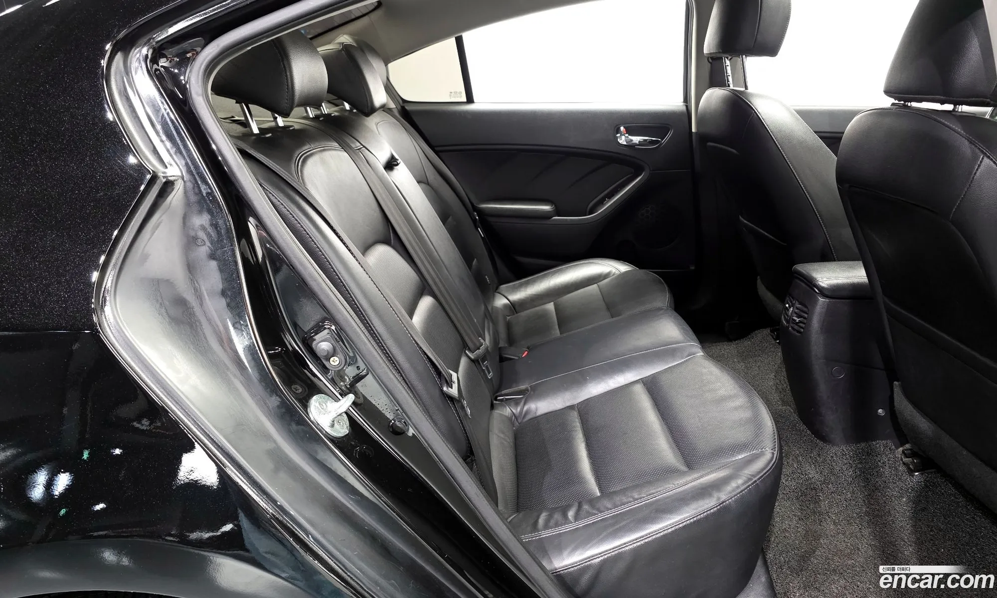 Kia K3 2014 — 5
