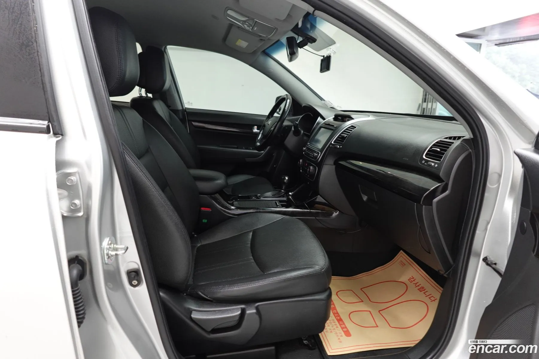 Kia Sorento R 2012 — 8