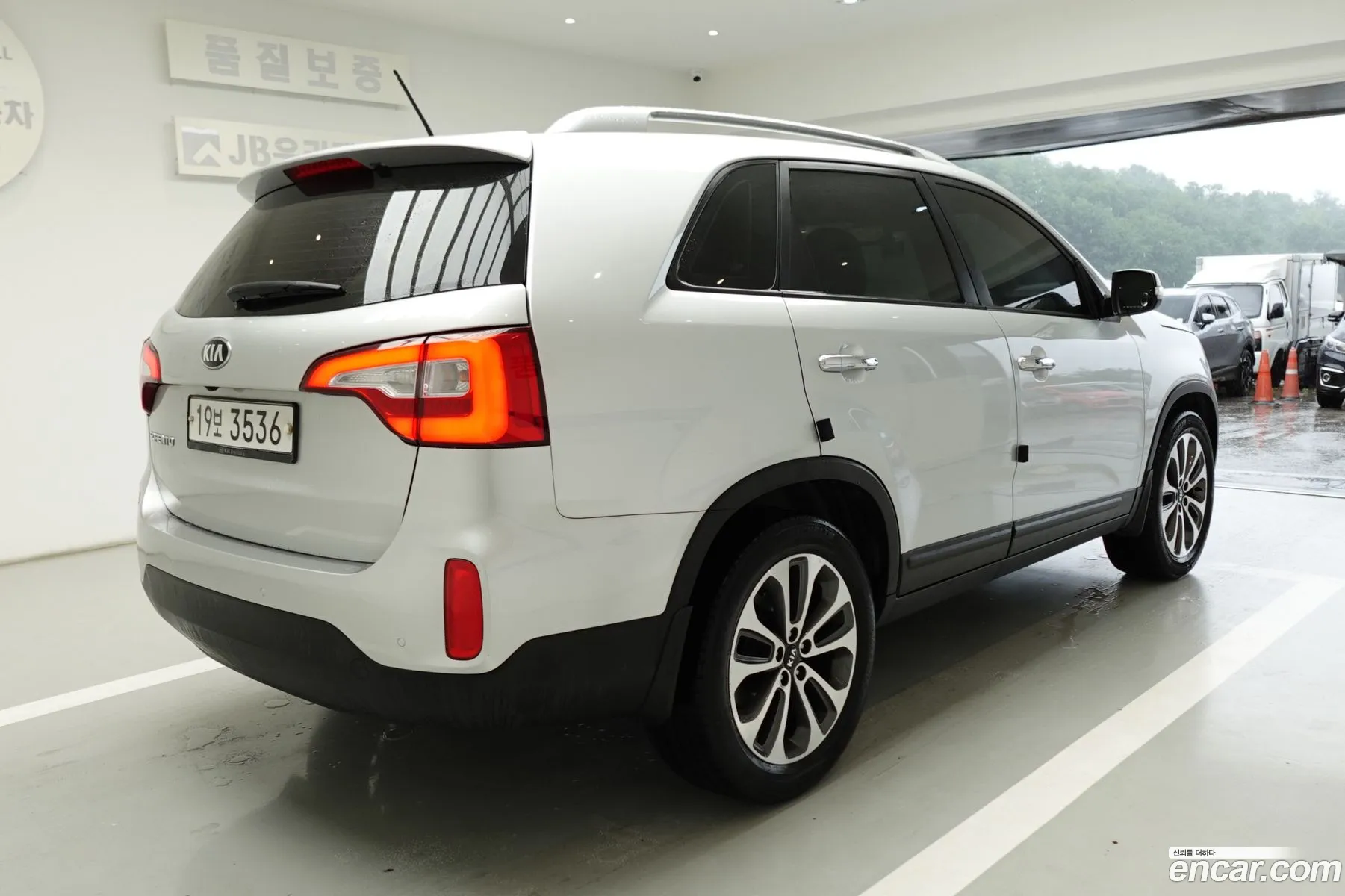 Kia Sorento R 2012 — 9