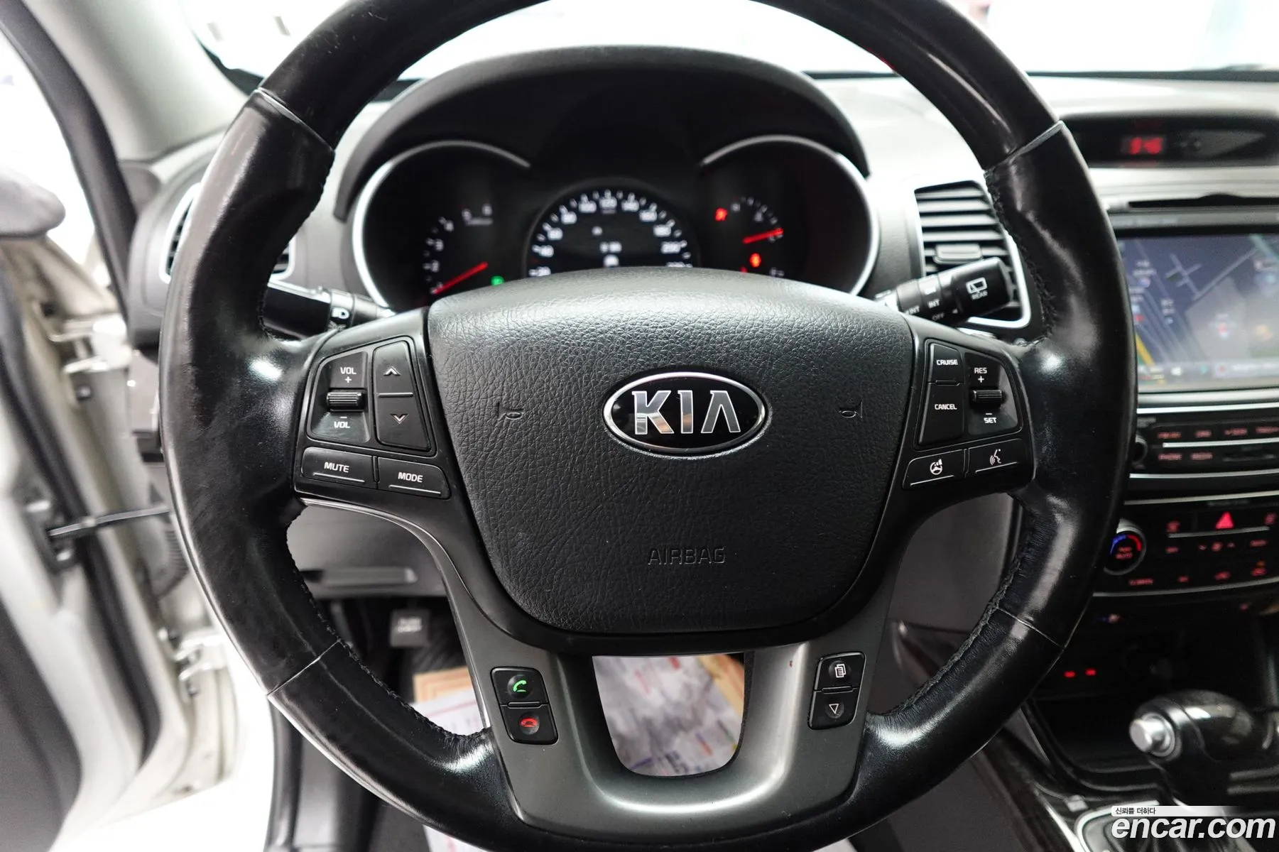 Kia Sorento R 2012 — 6