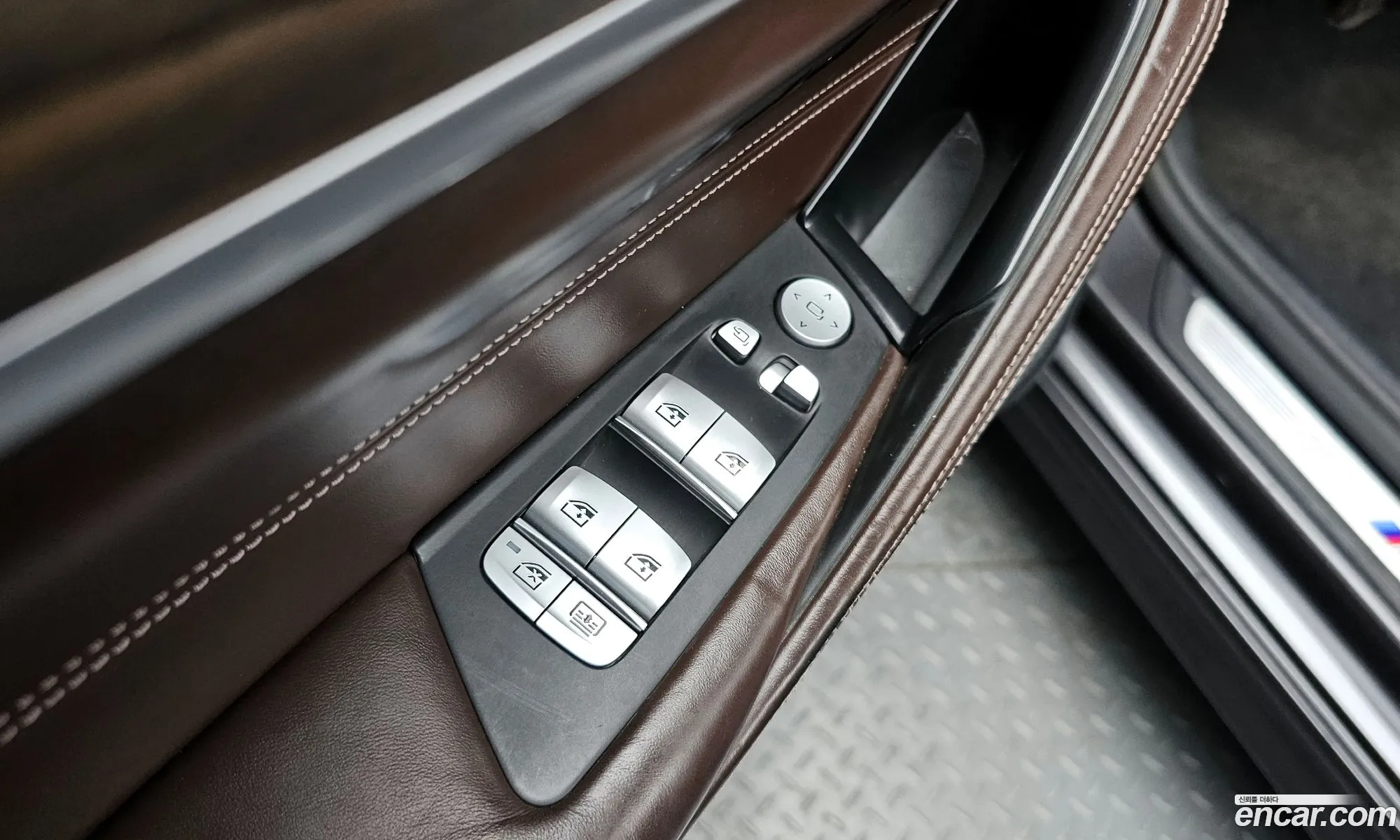 BMW 5 Series 2019 WBAJF5105LCD39659 — 20