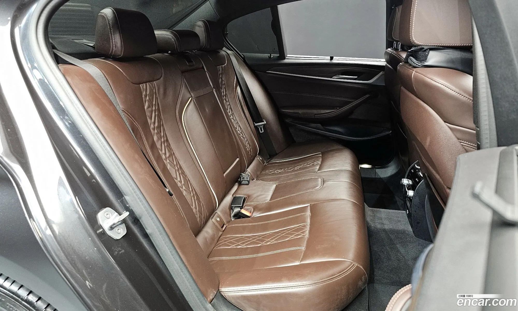 BMW 5 Series 2019 WBAJF5105LCD39659 — 14