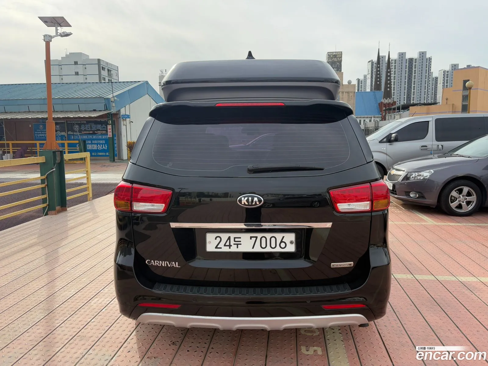 Kia Carnival 2015 — 2