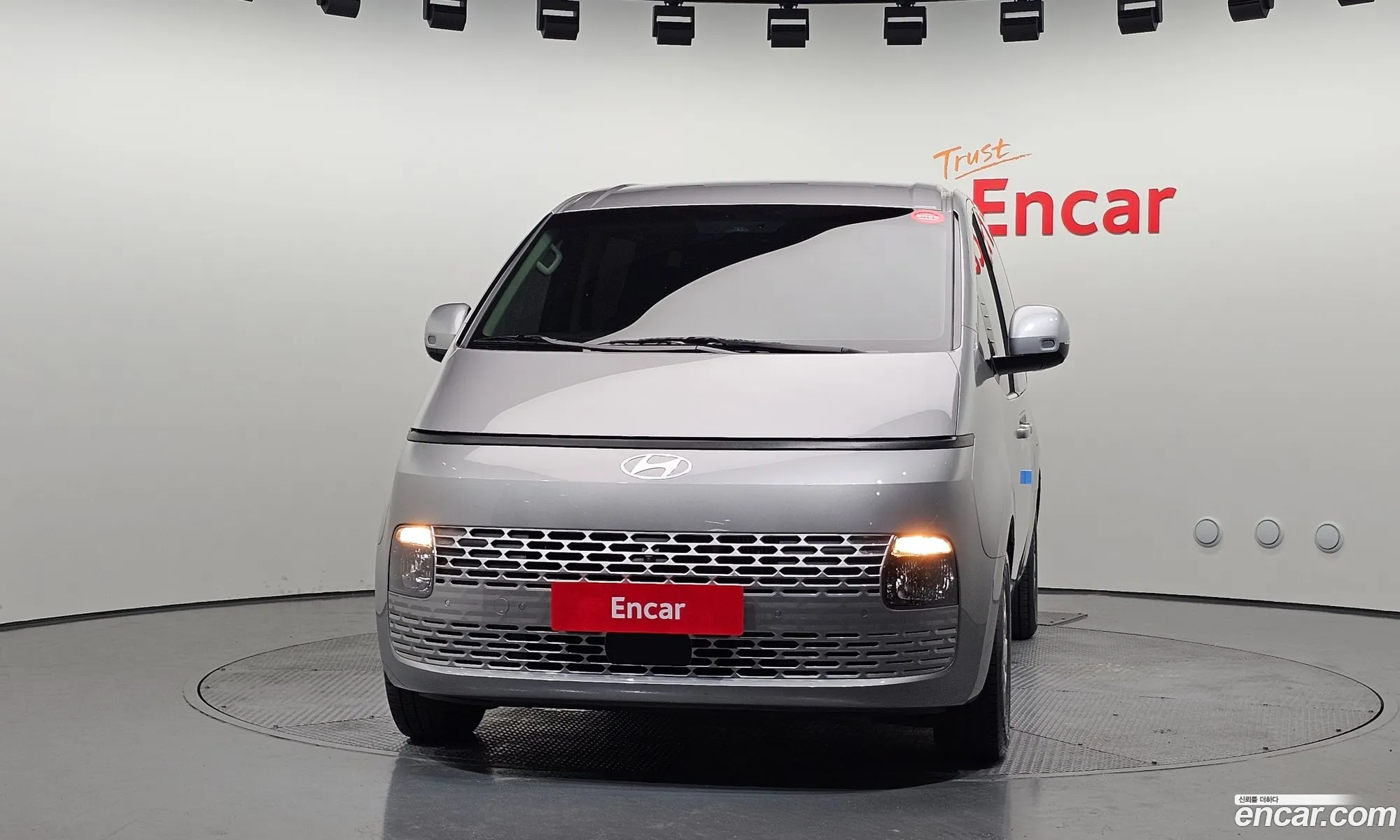 Hyundai Staria 2024 — 15